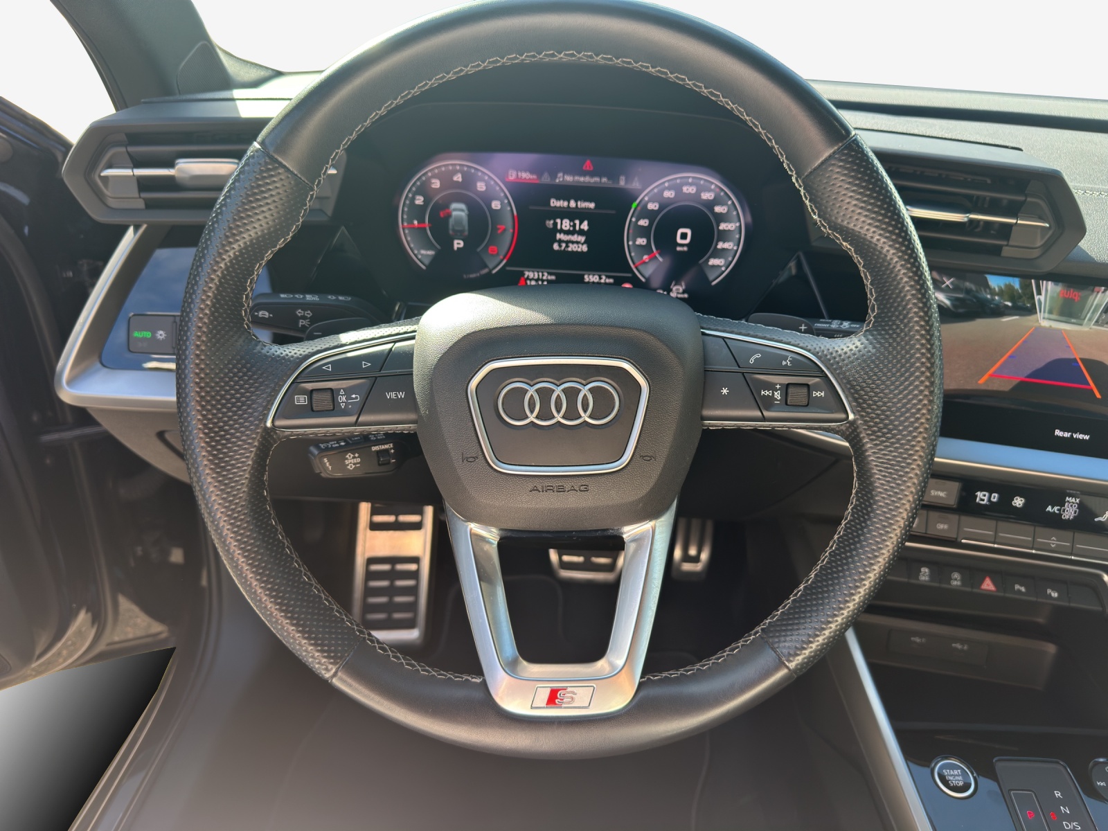 AUDI A3 Sportback 35 TFSI Attraction S-tronic-image-9