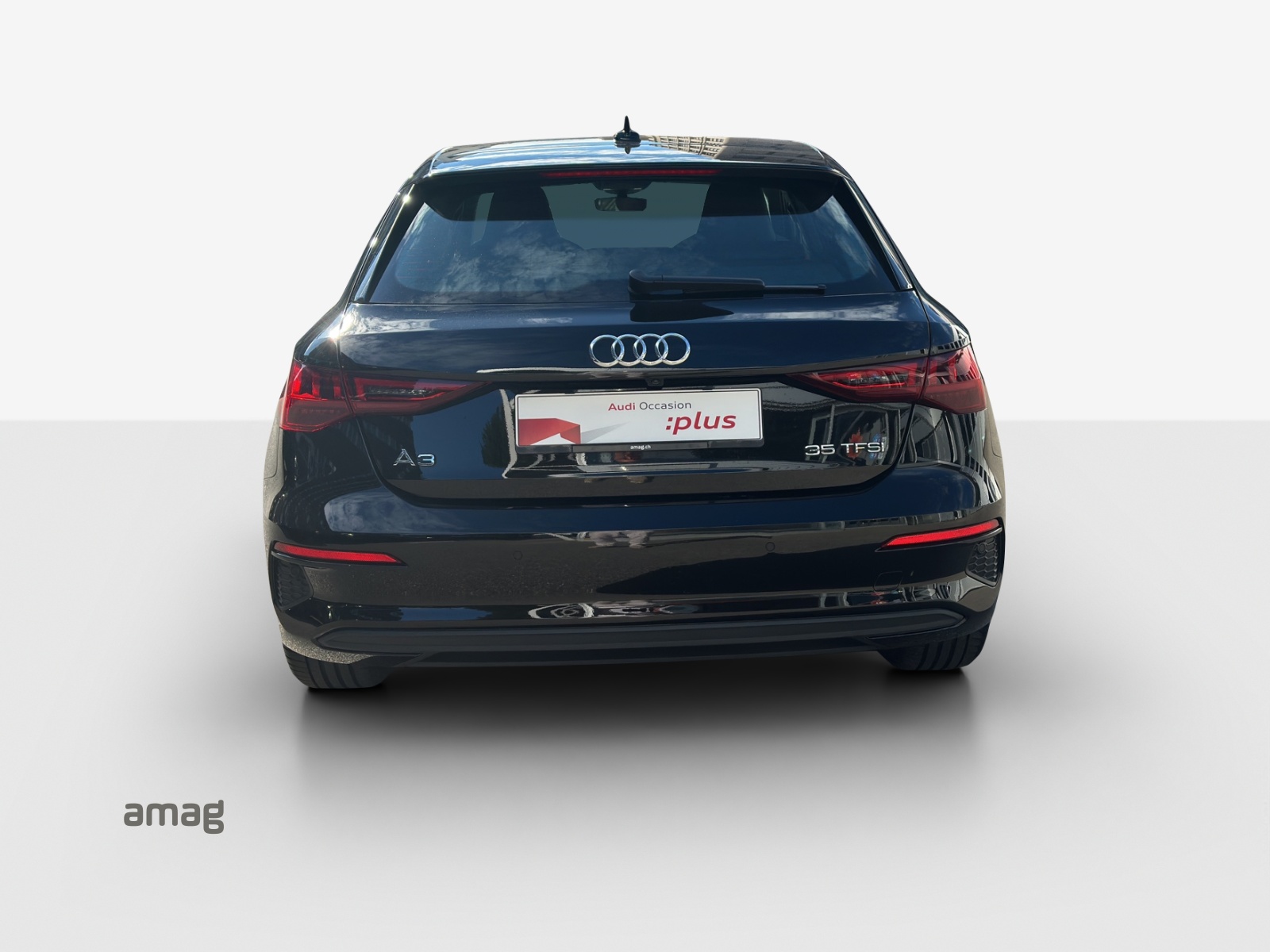 AUDI A3 Sportback 35 TFSI Attraction S-tronic-image-3