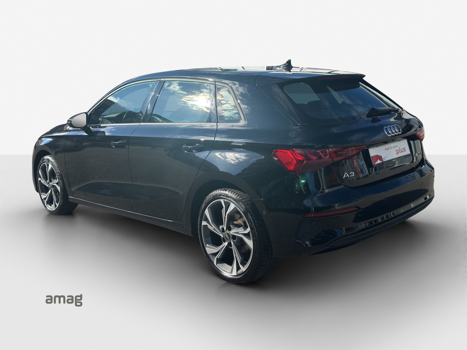 AUDI A3 Sportback 35 TFSI Attraction S-tronic-showroom-element-2