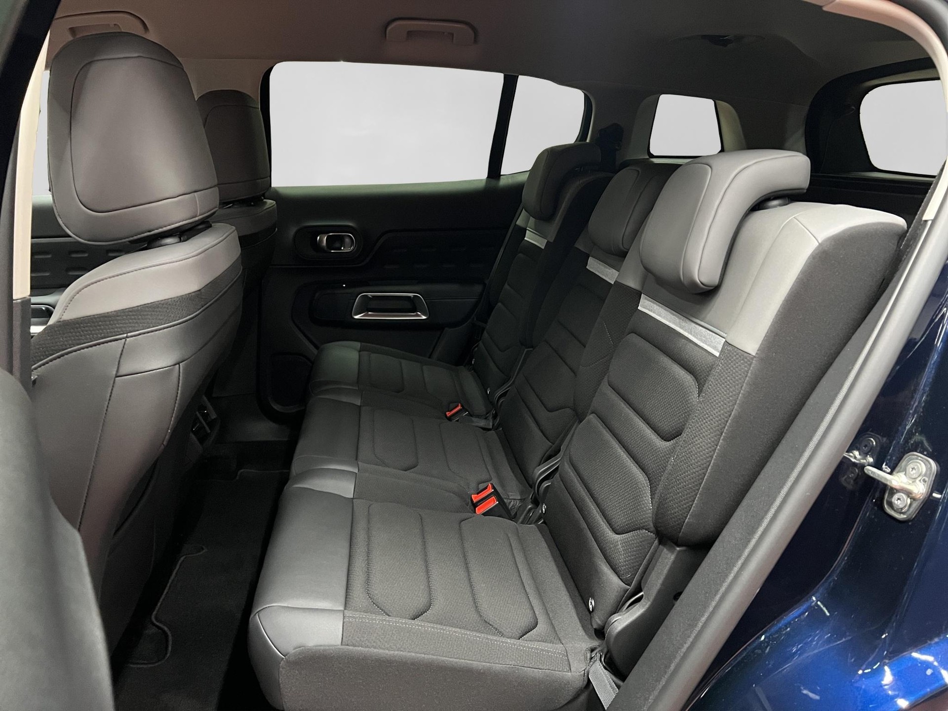 CITROEN C5 Aircross 1.2 Hybrid Swiss Edition-image-6