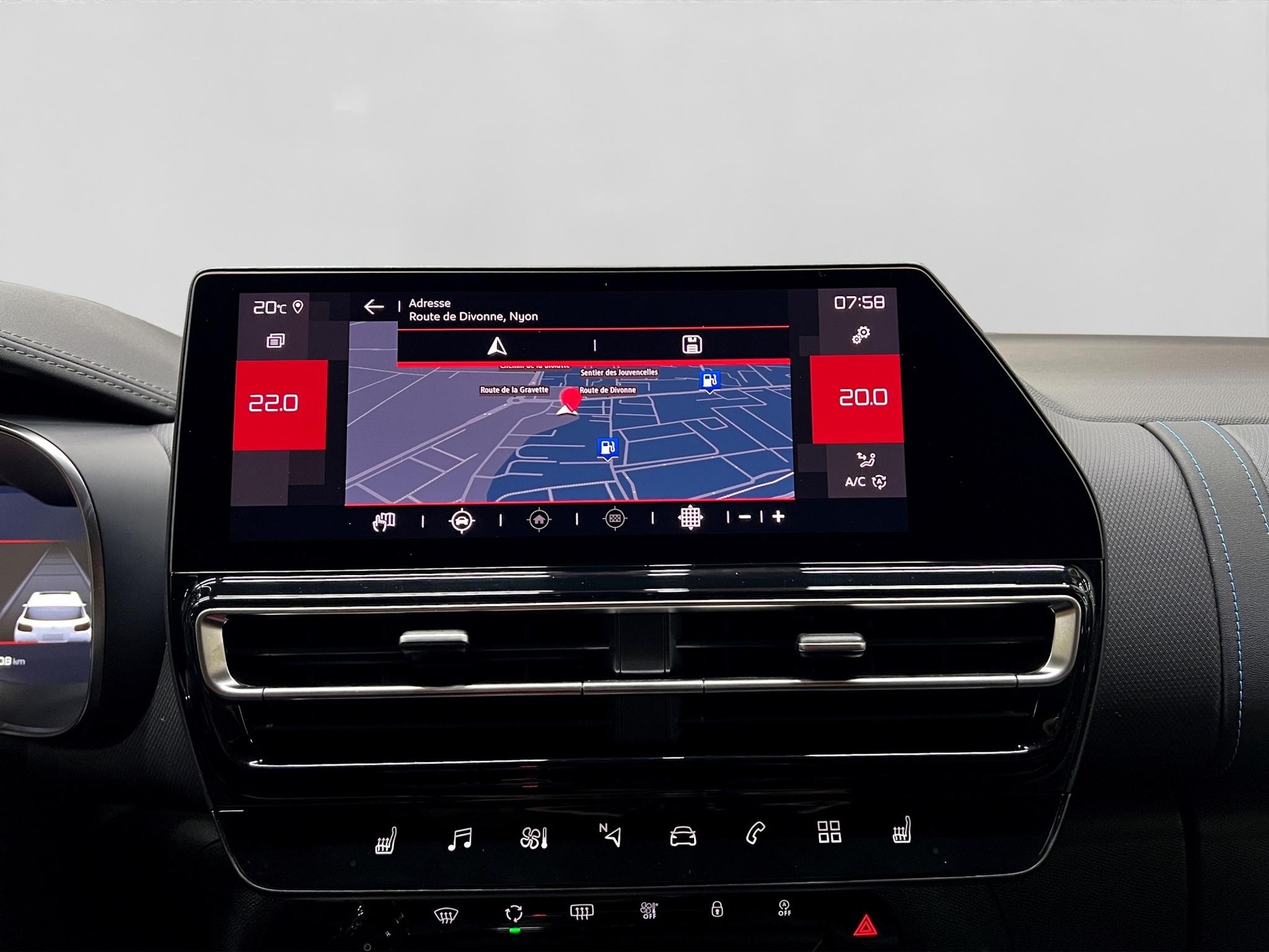 CITROEN C5 Aircross 1.2 Hybrid Swiss Edition-image-4