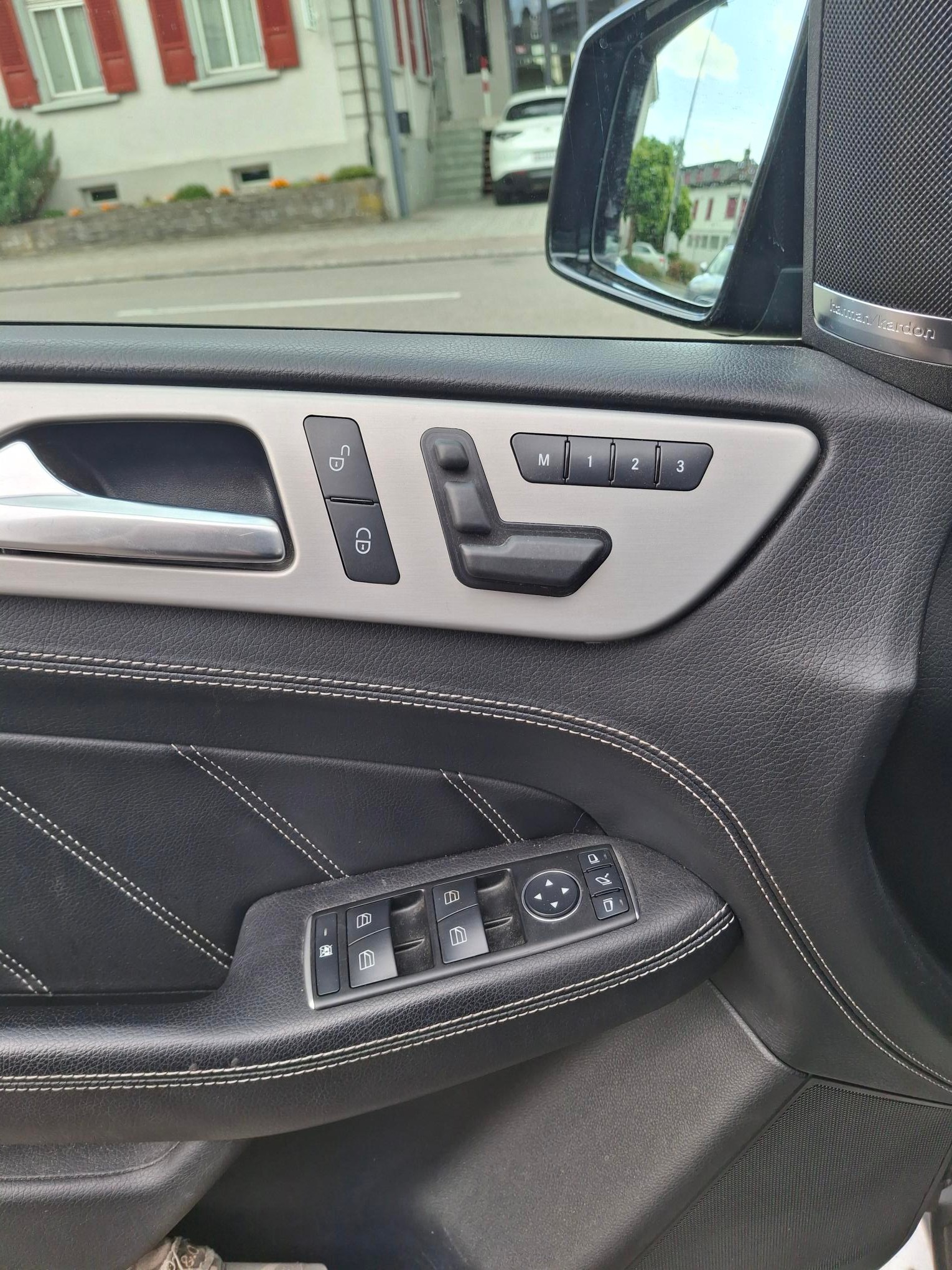 MERCEDES-BENZ ML 63 AMG 4Matic Speedshift-image-9