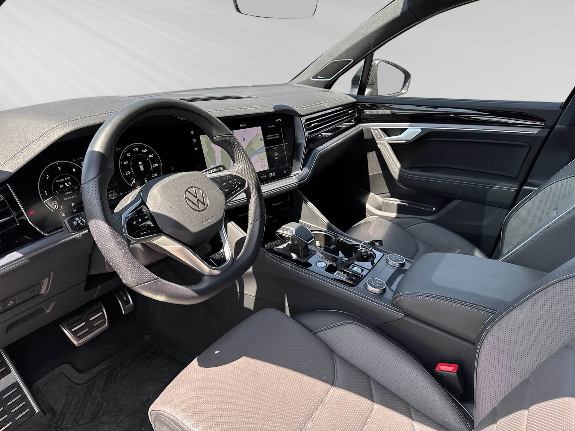 VW Touareg 3.0 TDI R-Line Tiptronic-showroom-element-3