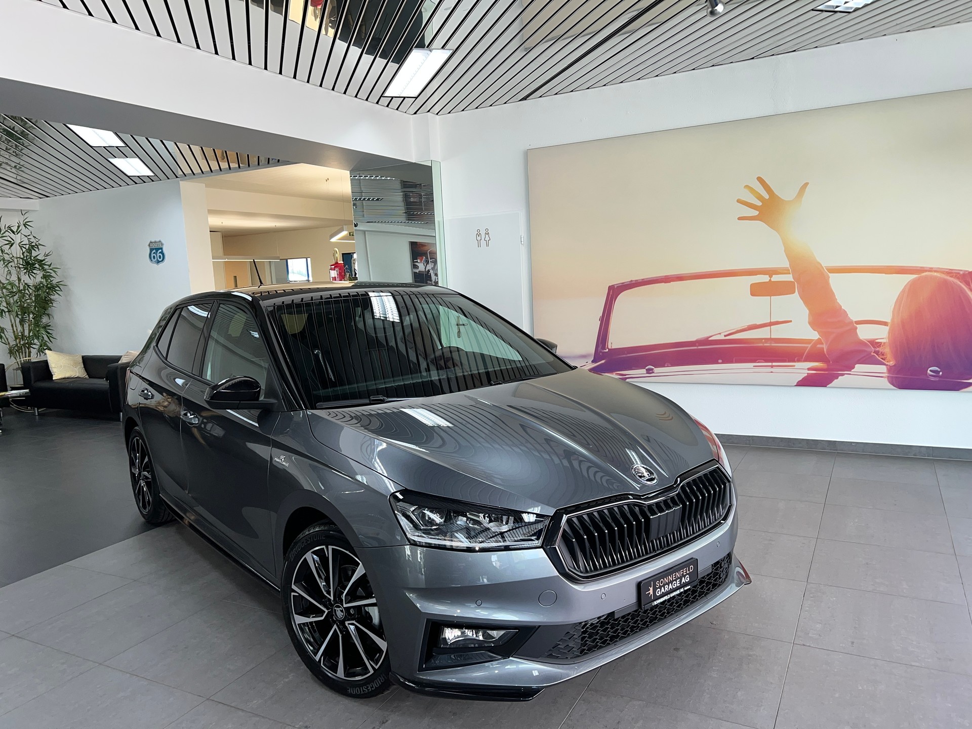 SKODA Fabia 1.5 TSI Monte Carlo DSG / 5 Jahre Garantie-image-0