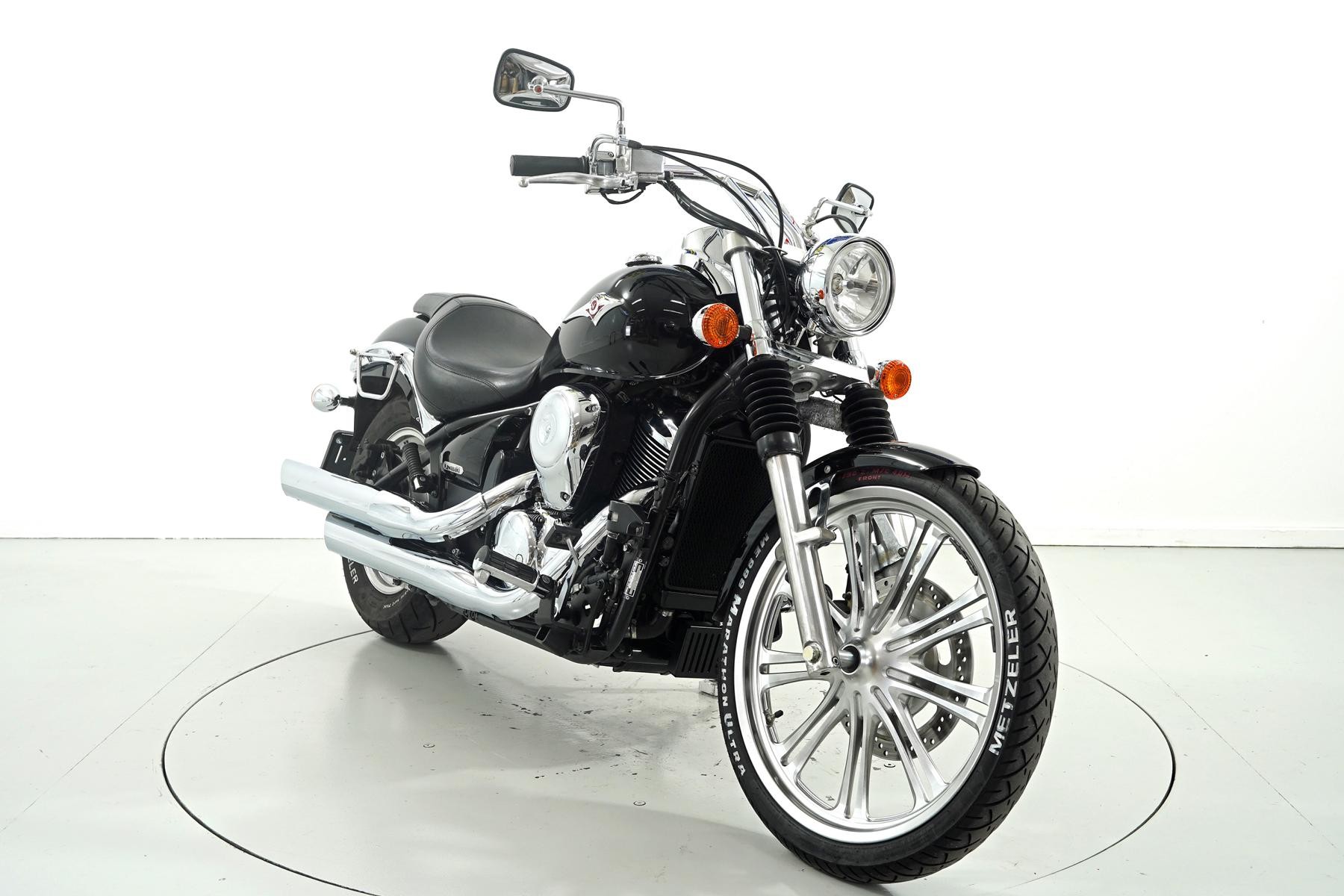 KAWASAKI Custom-showroom-element-1