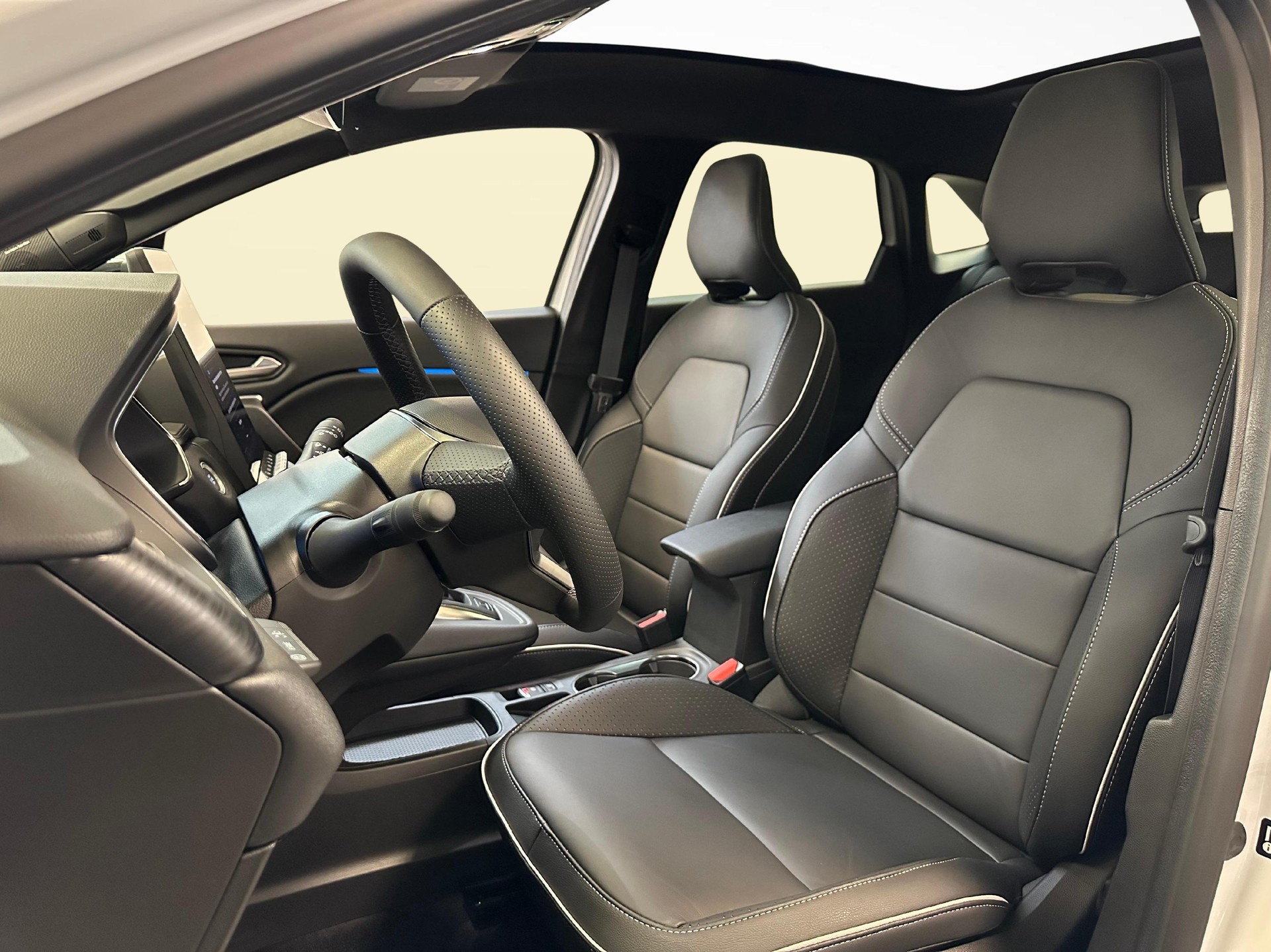 MITSUBISHI Grandis 1.8 HEV Instyle-image-4