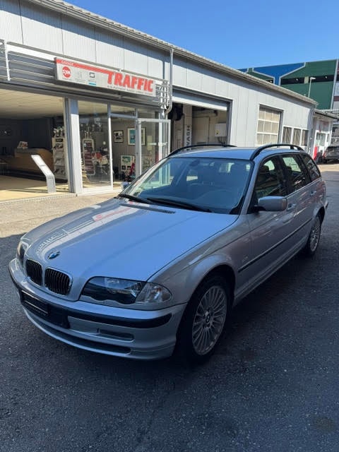 BMW 330xd Touring-image-0