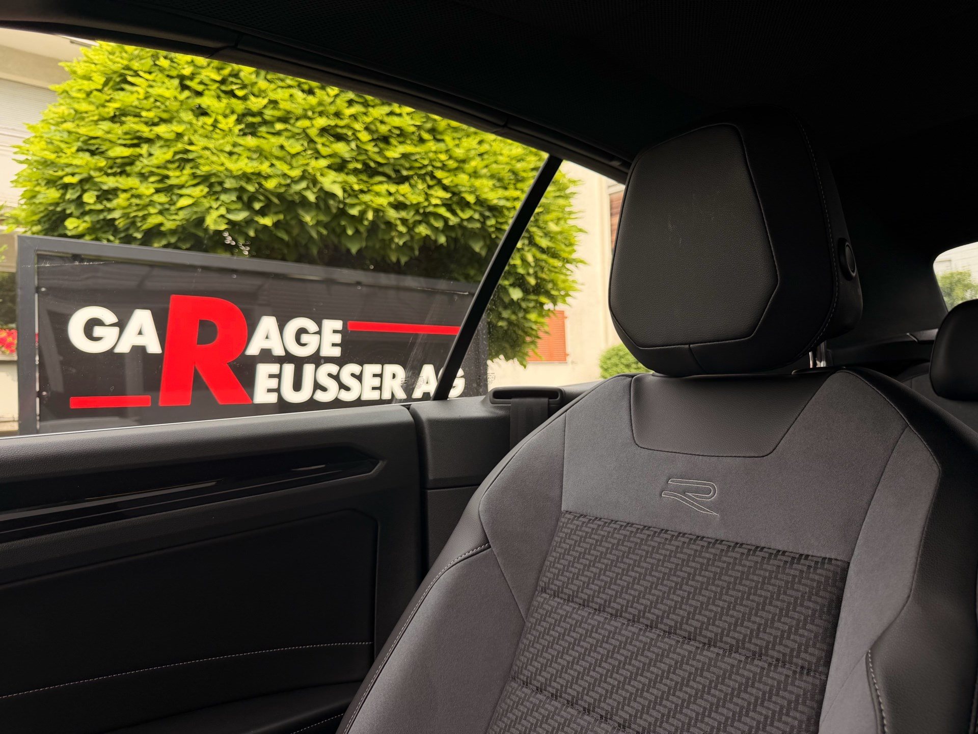 VW T-Roc CABRIOLET 1.5 TSI 150PS R-LINE *** ANHÄNGEKUPPLUNG ***-image-25