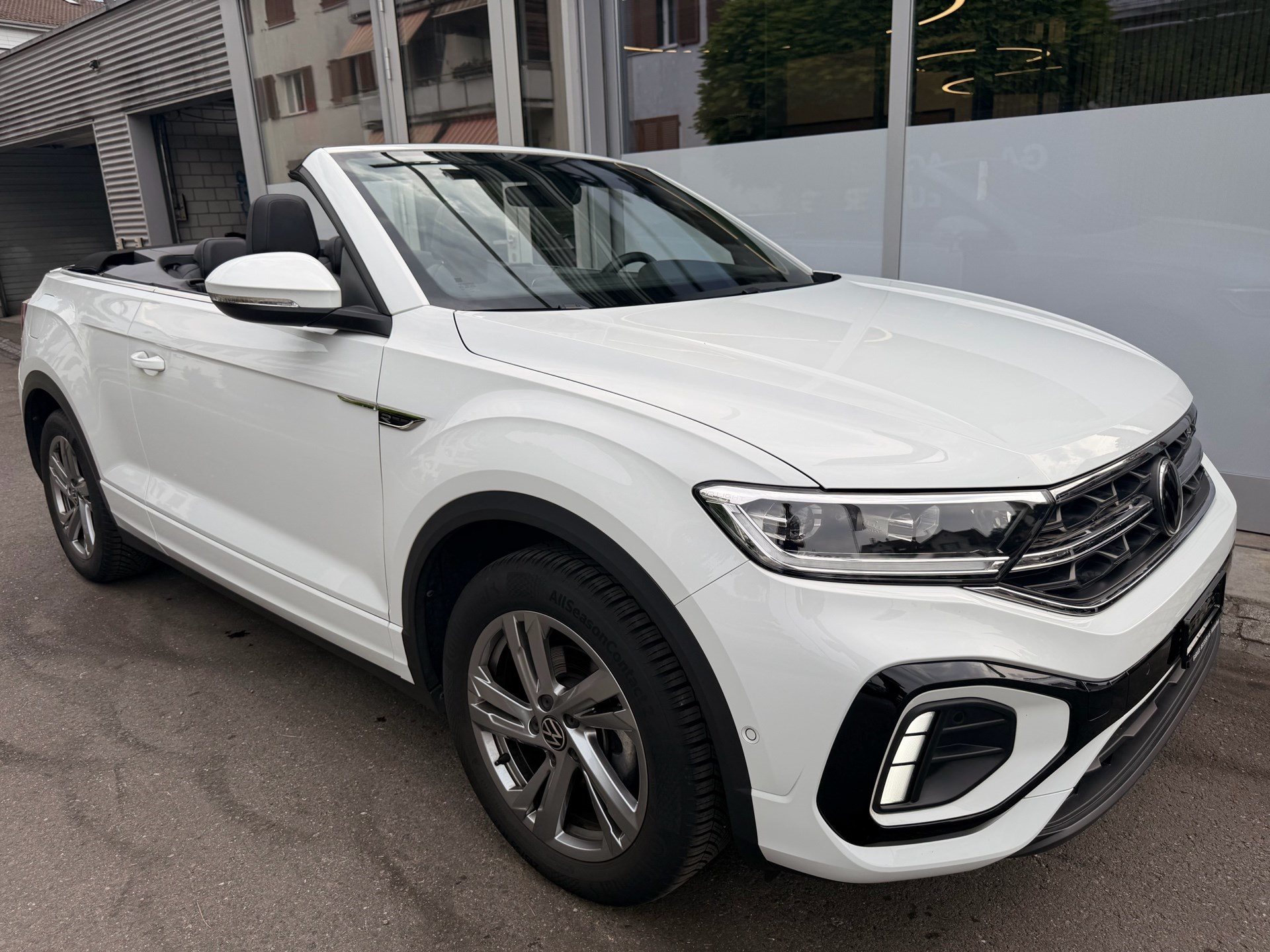 VW T-Roc CABRIOLET 1.5 TSI 150PS R-LINE *** ANHÄNGEKUPPLUNG ***-image-2