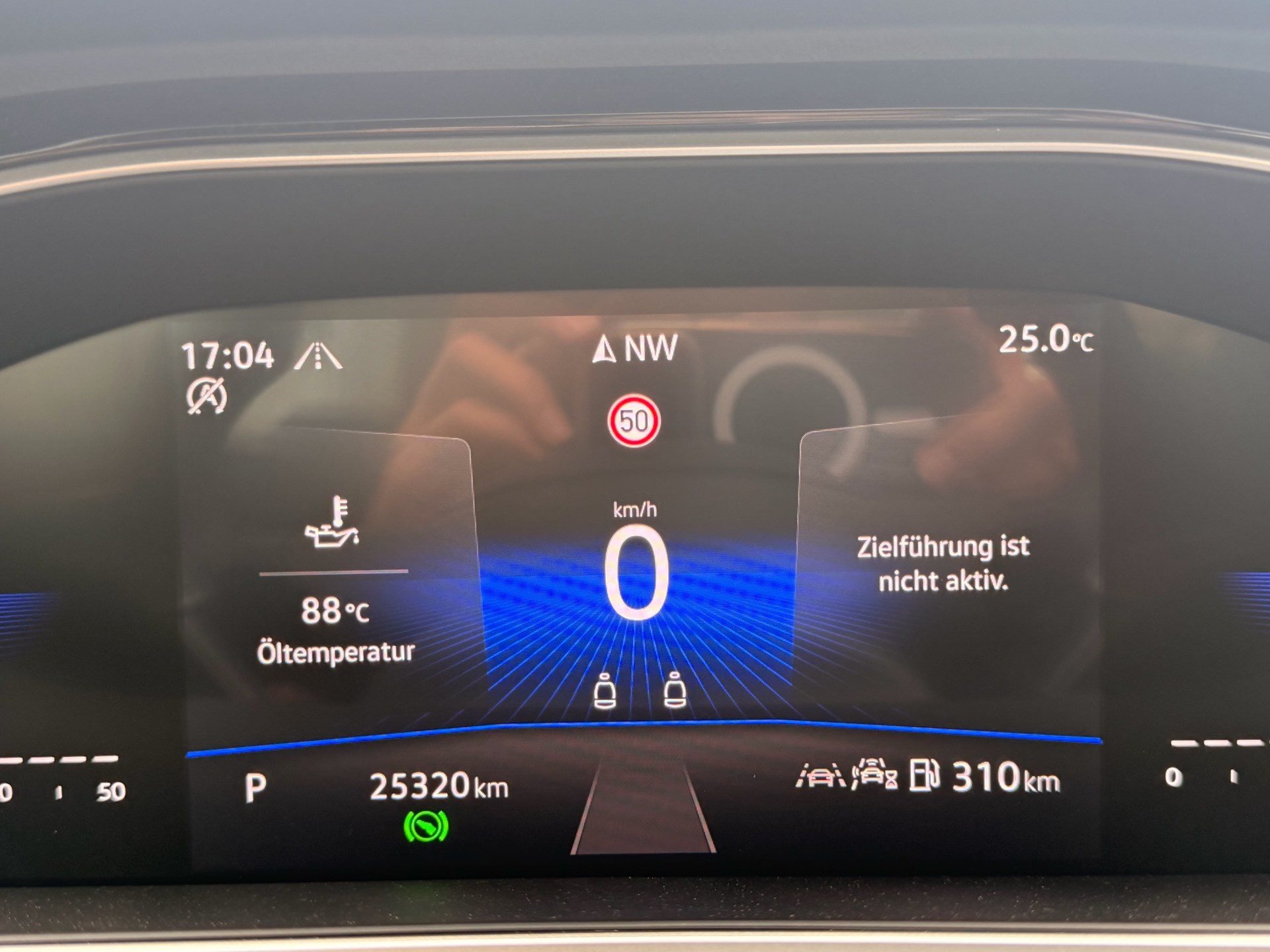 VW T-Roc CABRIOLET 1.5 TSI 150PS R-LINE *** ANHÄNGEKUPPLUNG ***-image-8