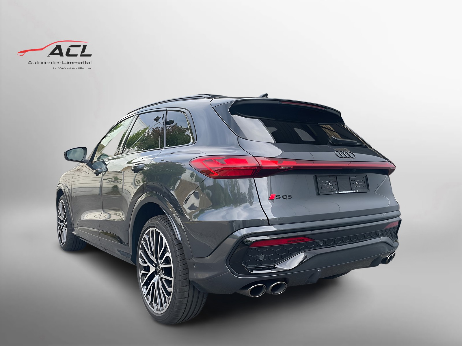 AUDI SQ5 TFSI quattro S-tronic-image-8