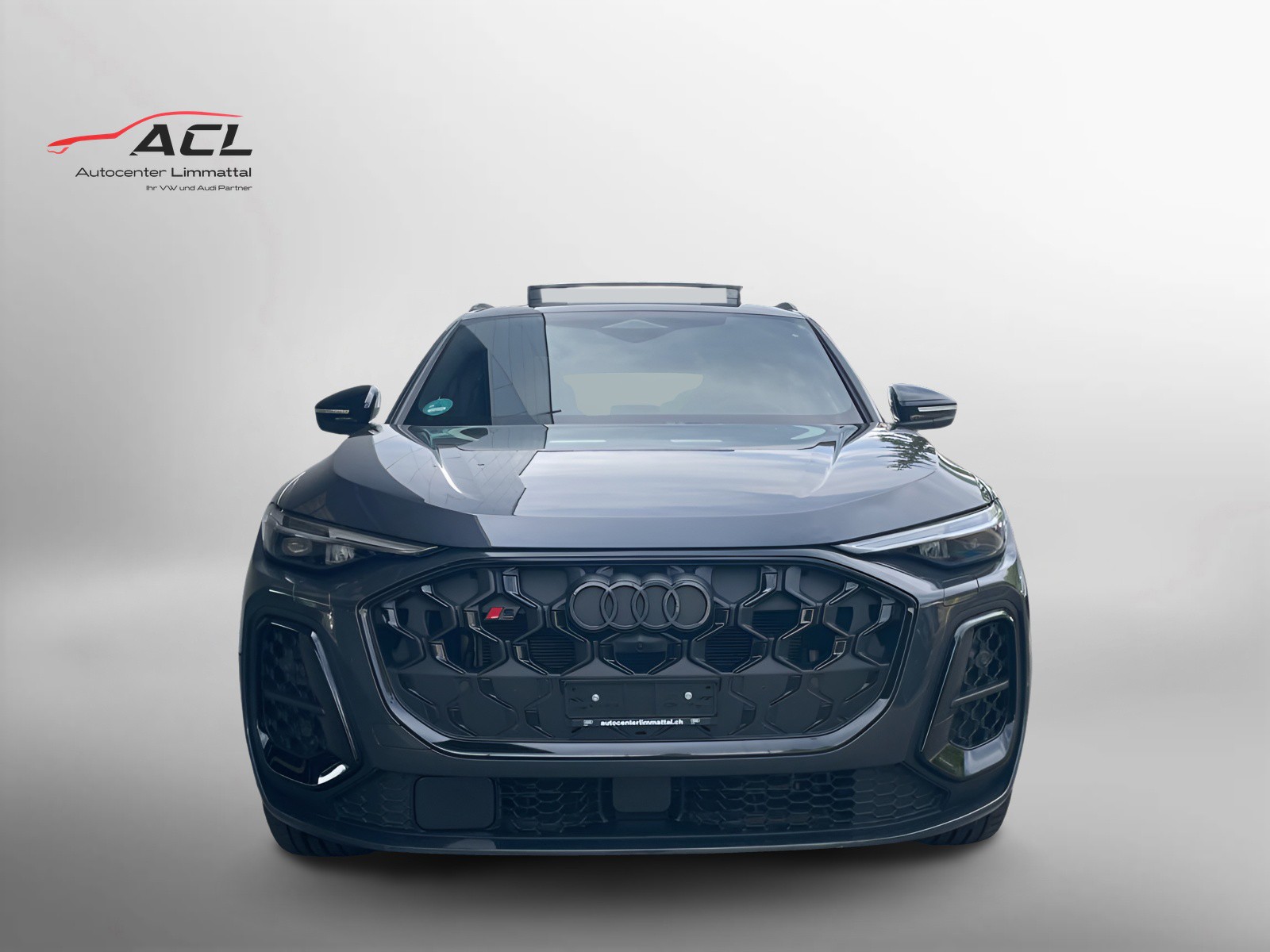 AUDI SQ5 TFSI quattro S-tronic-image-1