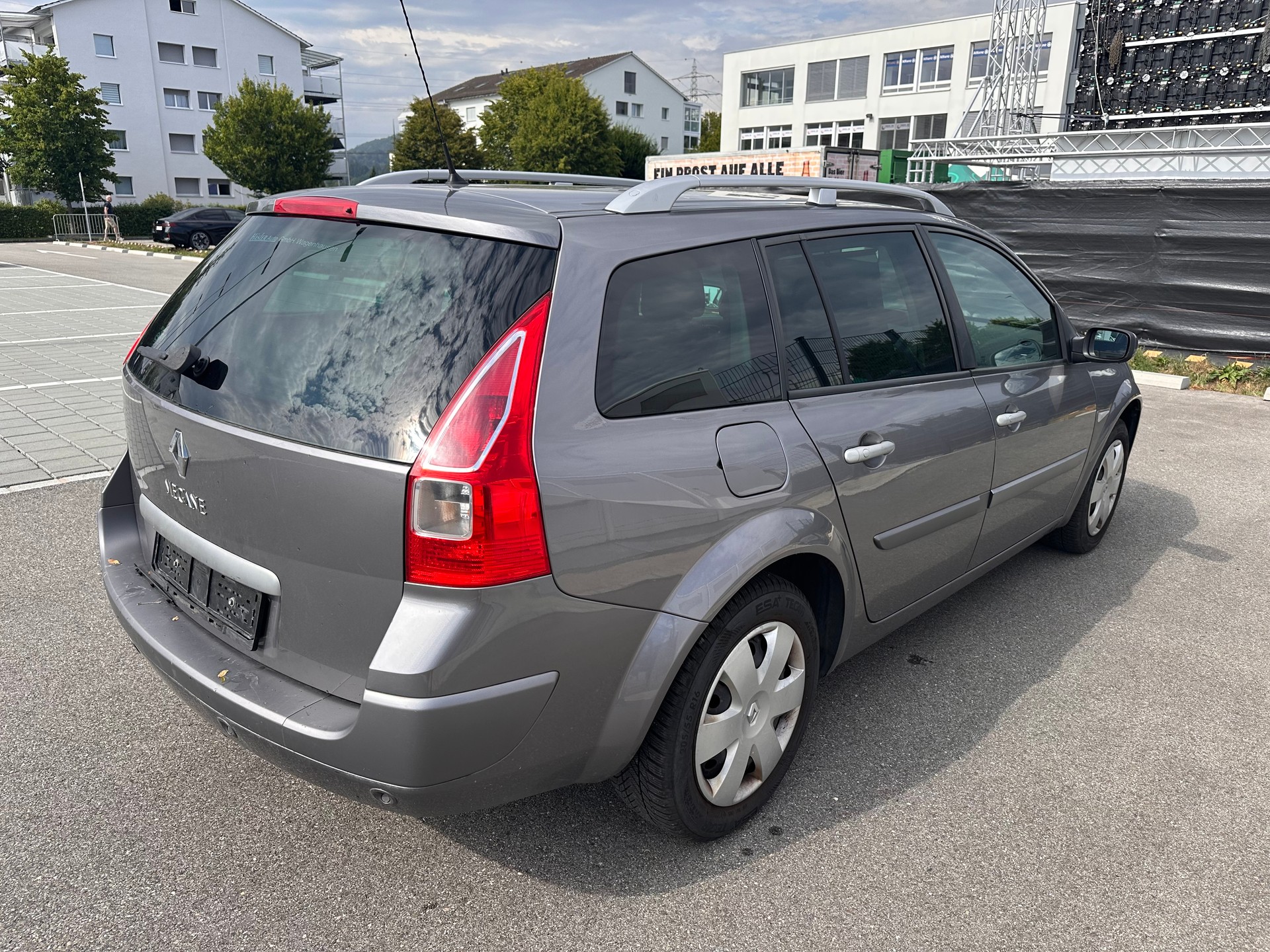 RENAULT Mégane Break 2.0 16V Expression Automatic-image-3