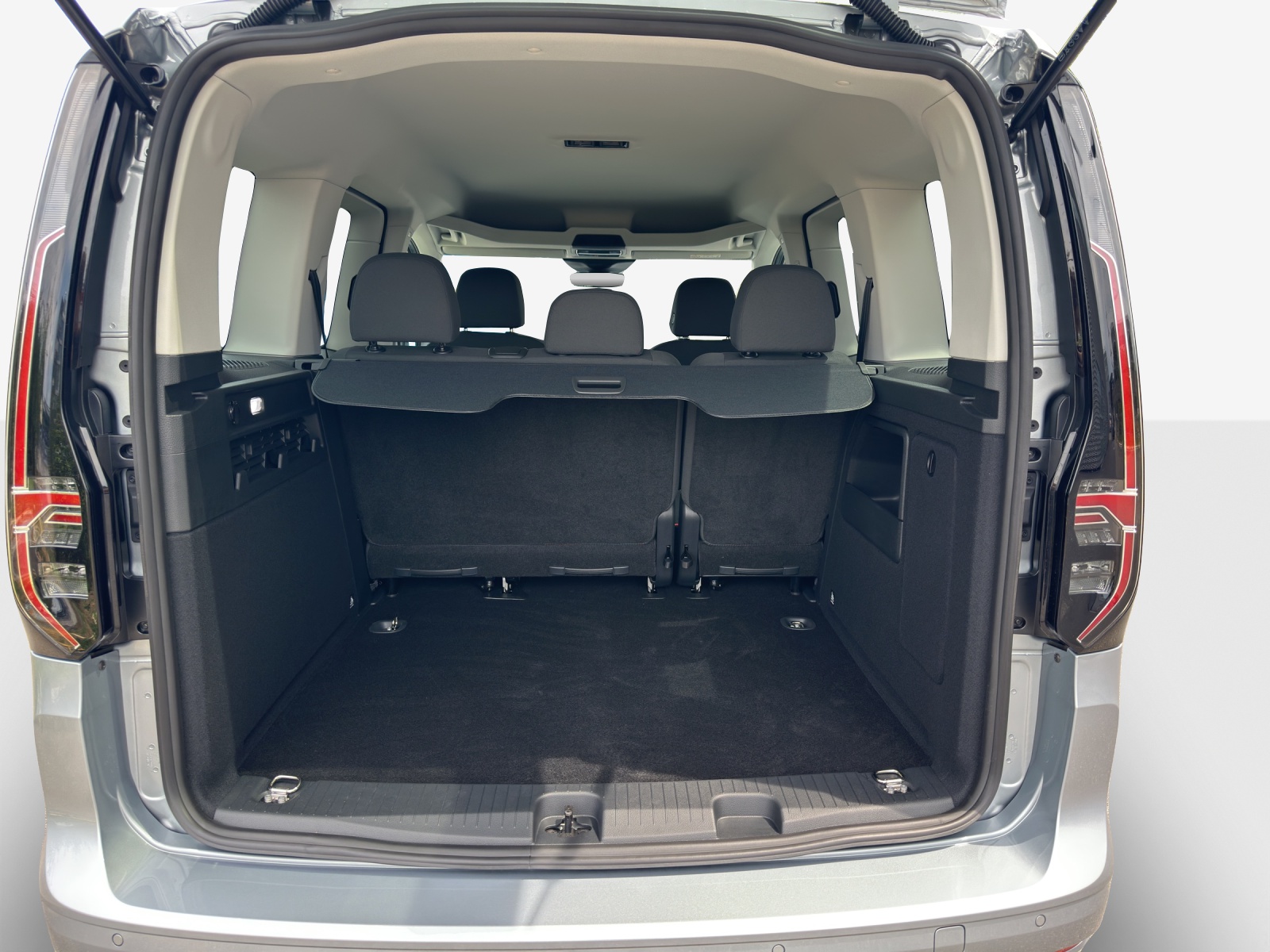 VW Caddy 2.0 TDI Liberty DSG-image-12