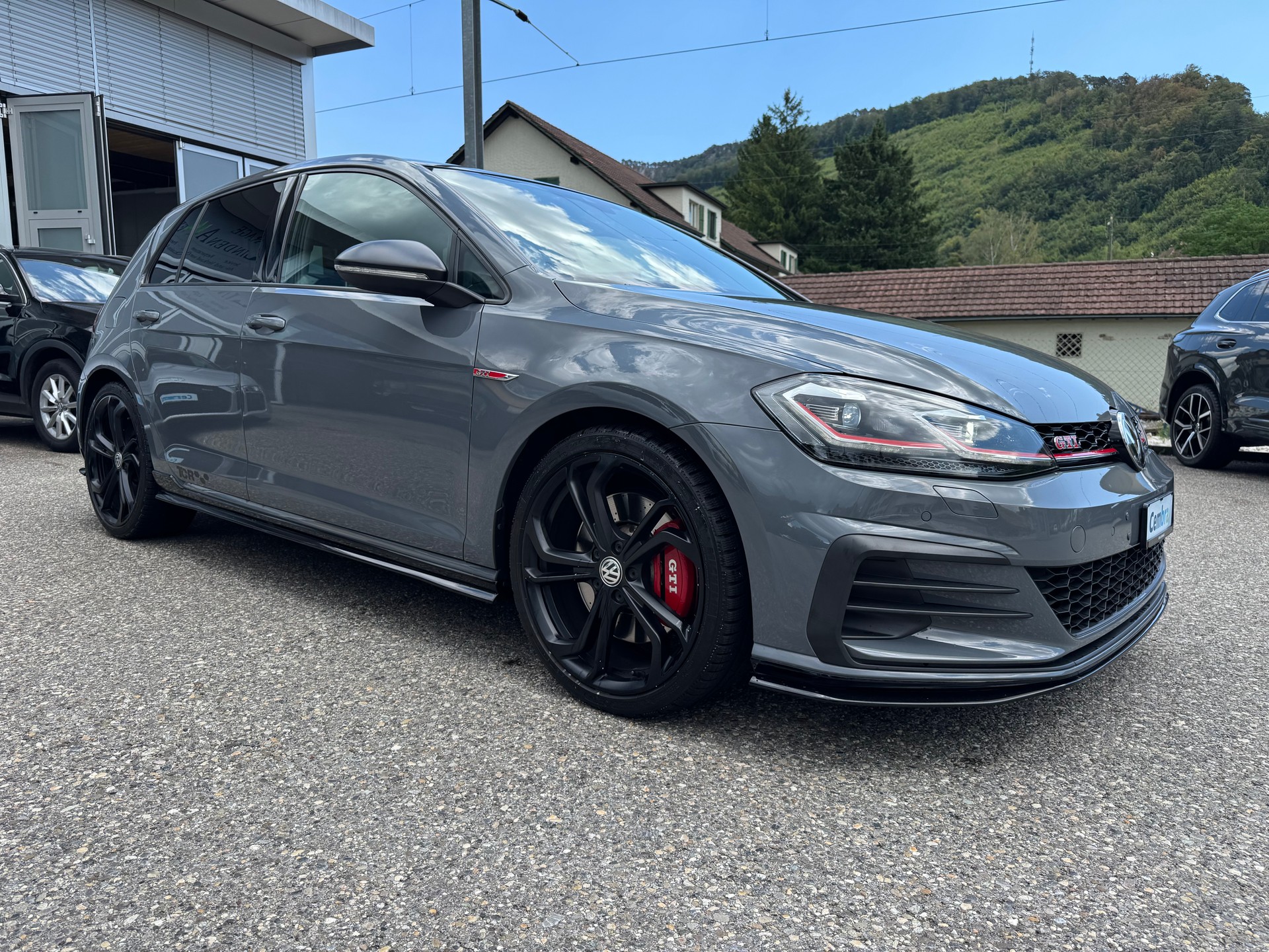 VW Golf 2.0 TSI GTI TCR DSG-image-3
