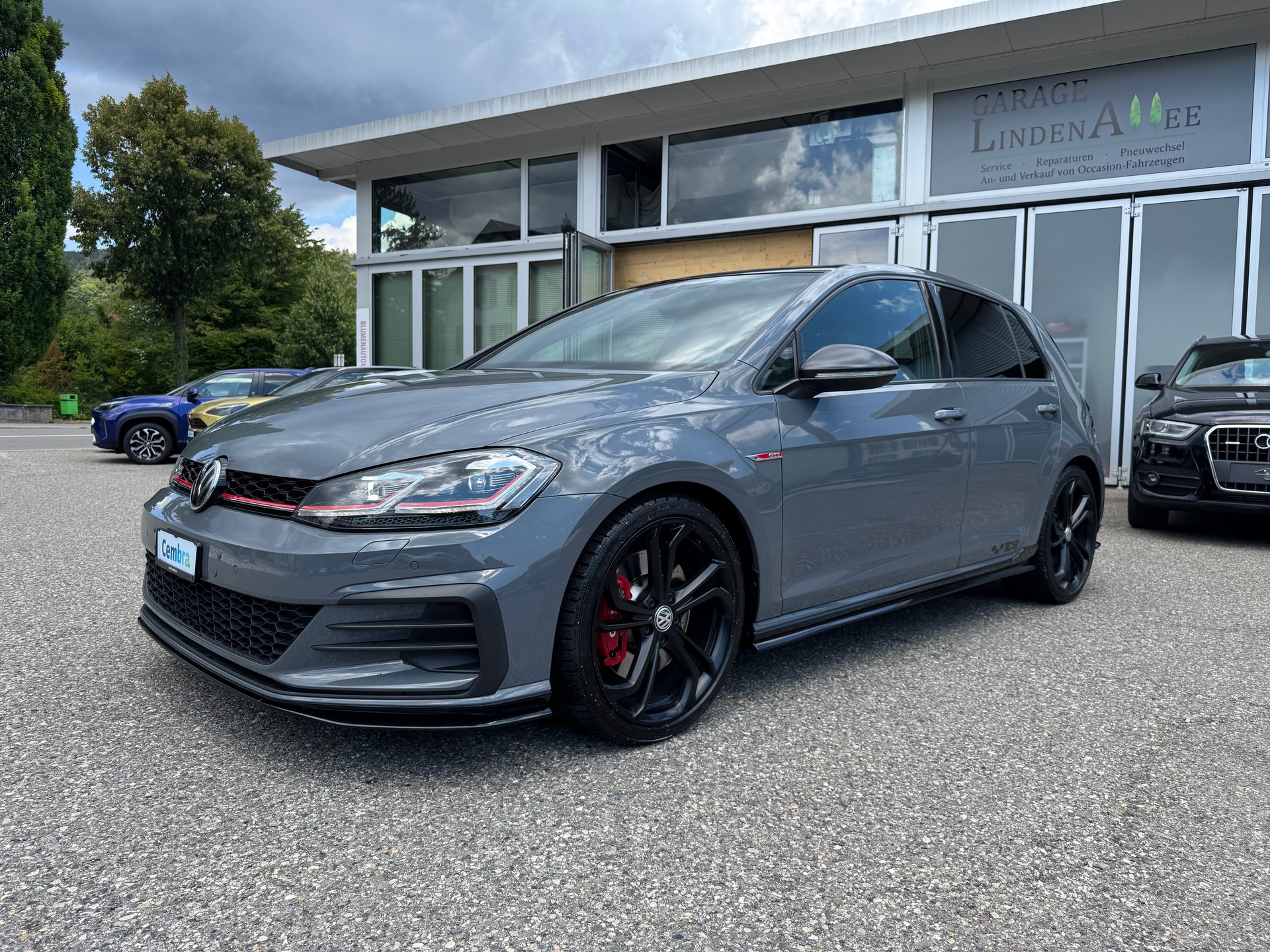 VW Golf 2.0 TSI GTI TCR DSG-image-2