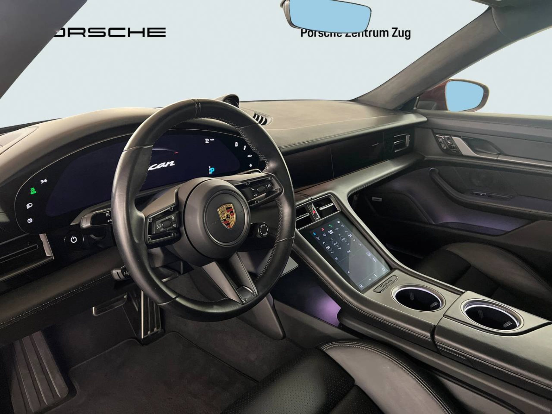 PORSCHE Taycan Turbo-showroom-element-3