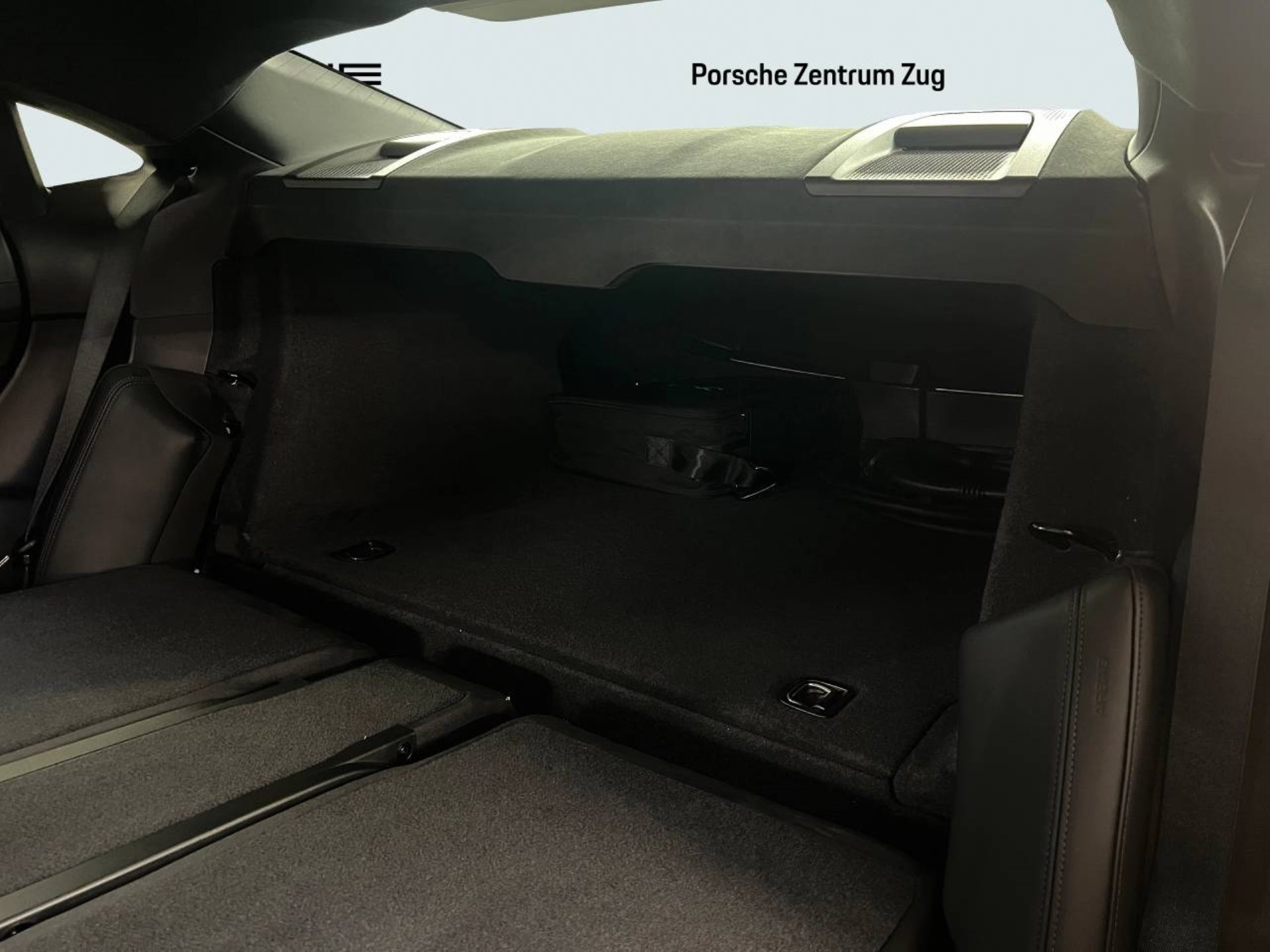 PORSCHE Taycan Turbo-image-25