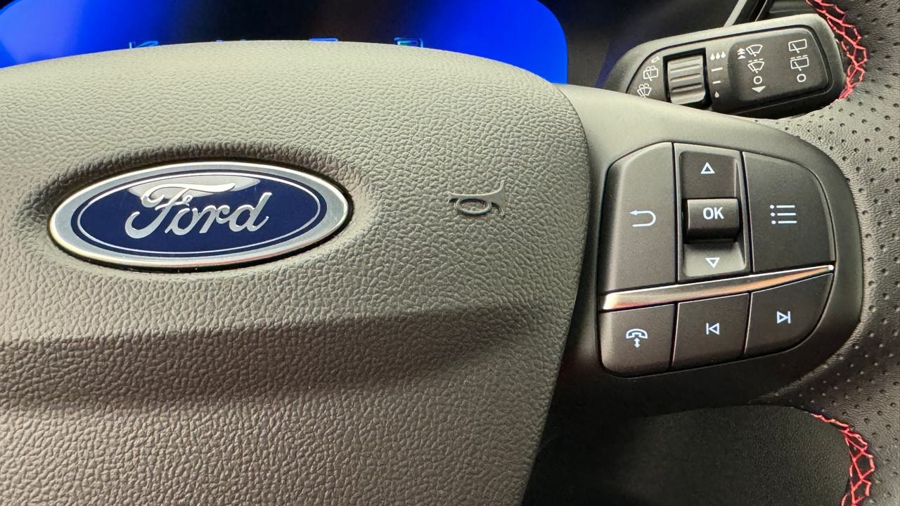FORD Kuga 1.5 SCTi ST-Line Automat FWD-image-9