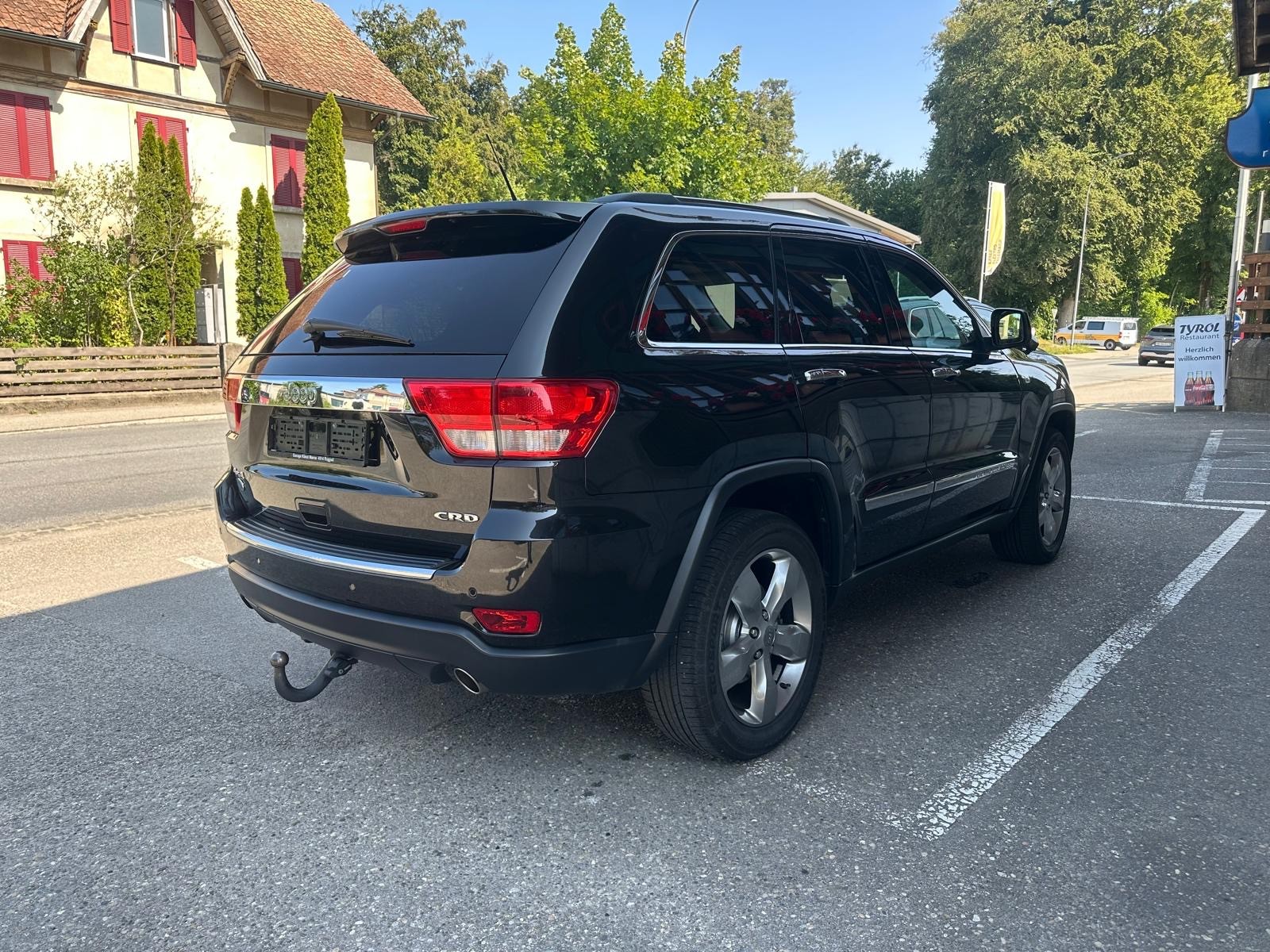 JEEP Grand Cherokee 3.0 CRD Overland Automatic-image-3