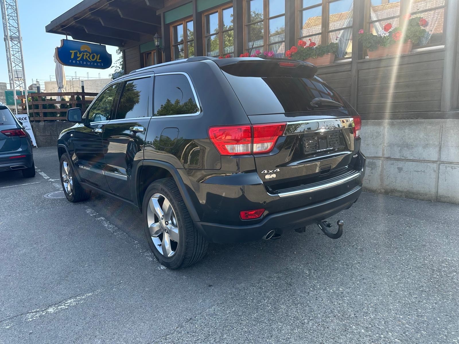 JEEP Grand Cherokee 3.0 CRD Overland Automatic-image-2