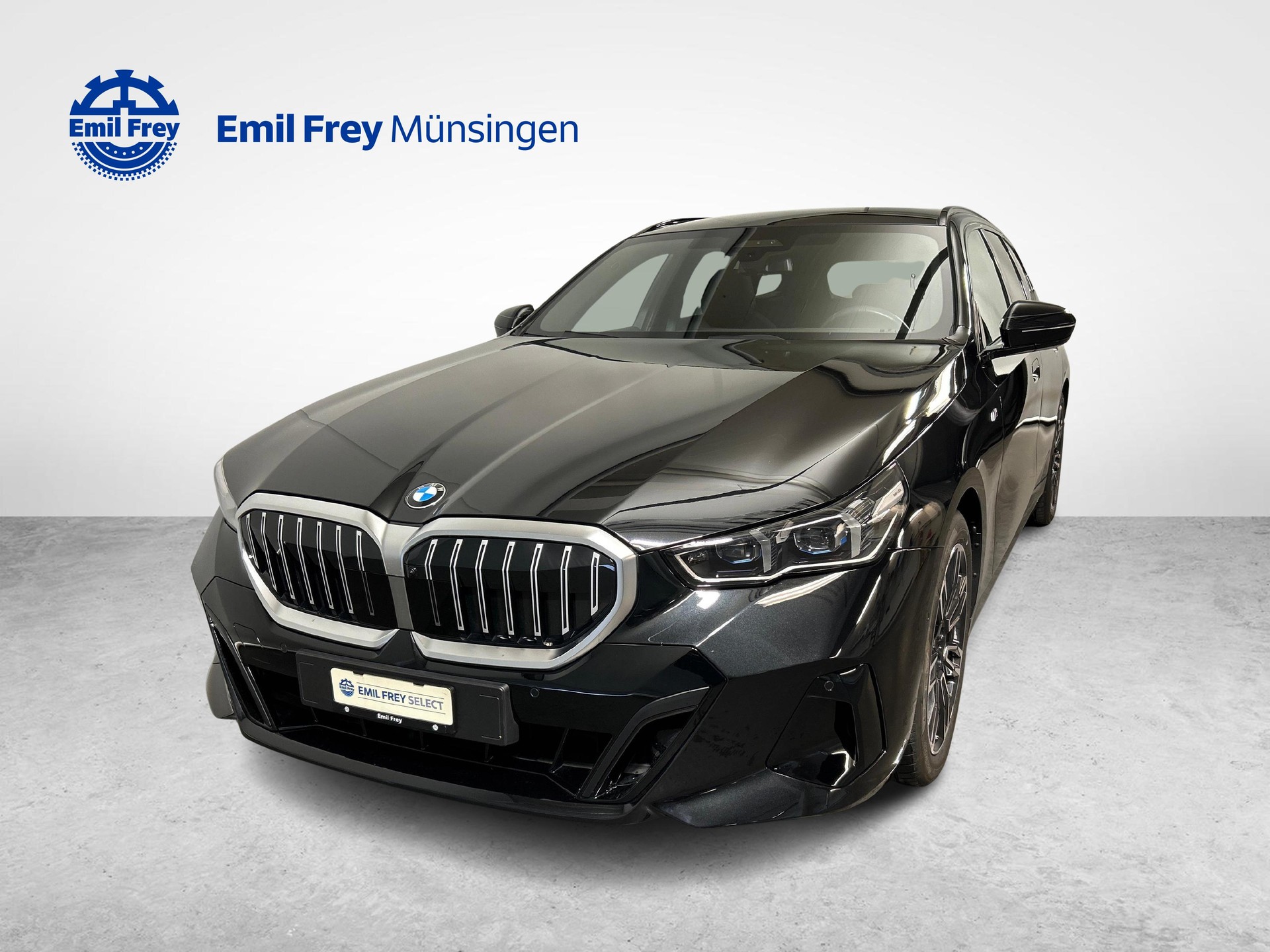 BMW 520d xDrive Touring-image-0