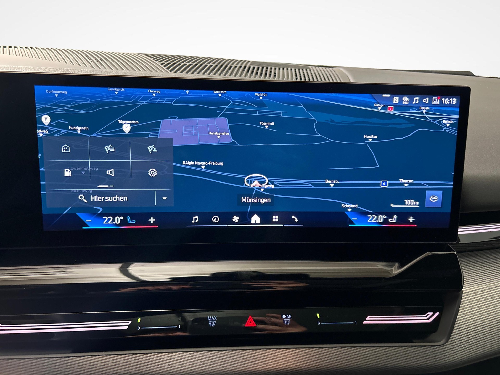 BMW 520d xDrive Touring-image-7
