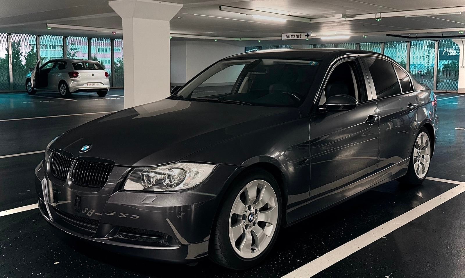 BMW 320d-image-0
