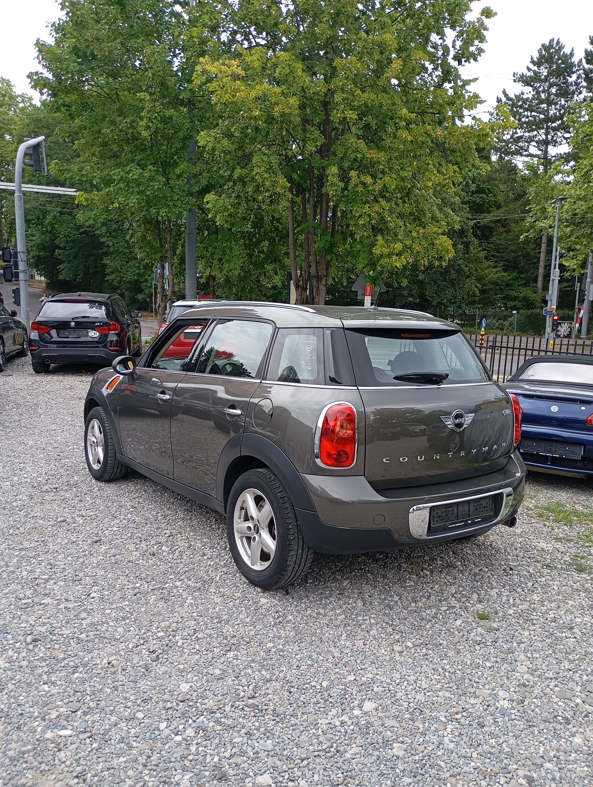 MINI Countryman One FWD-image-2