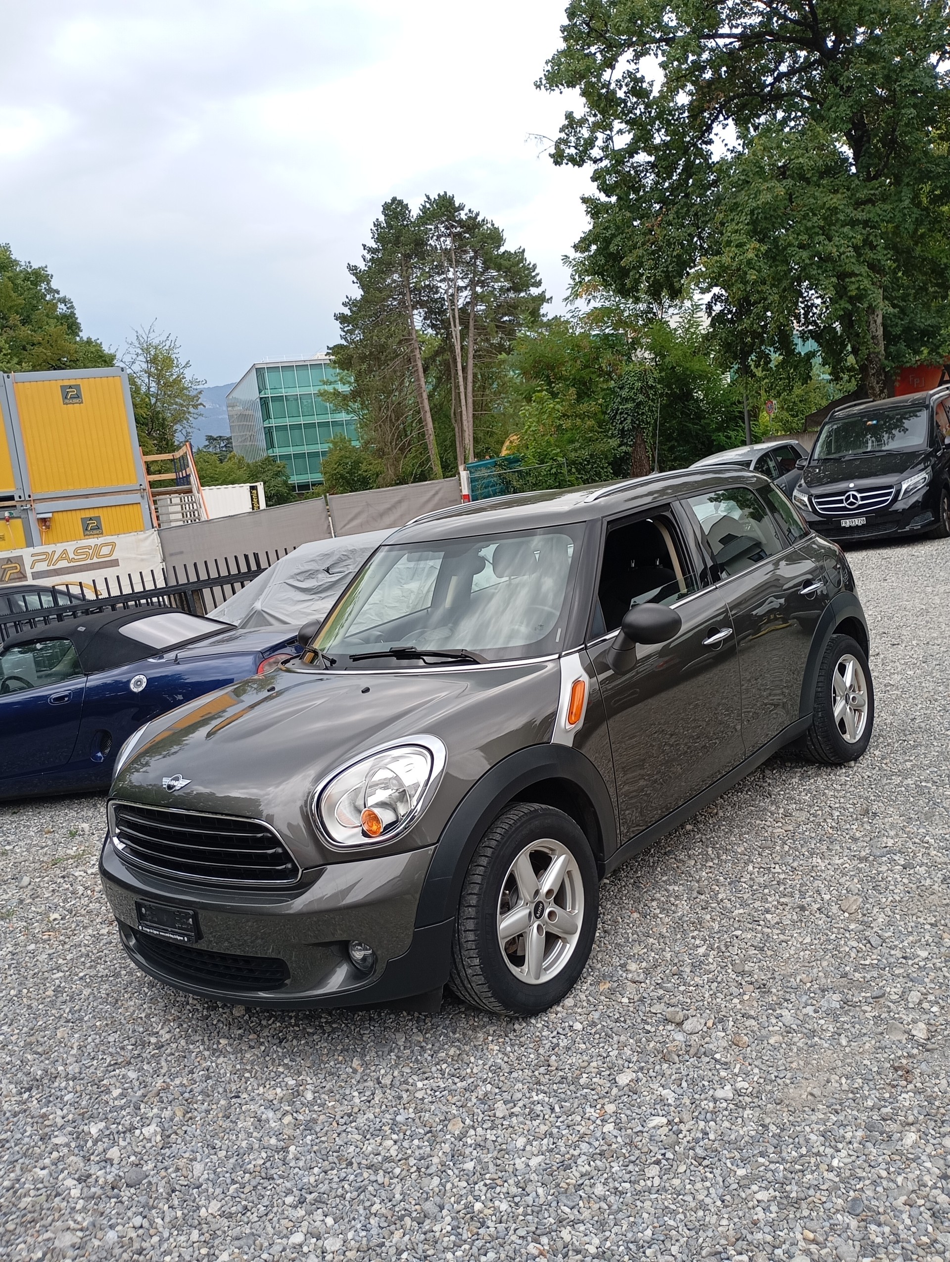 MINI Countryman One FWD-image-0