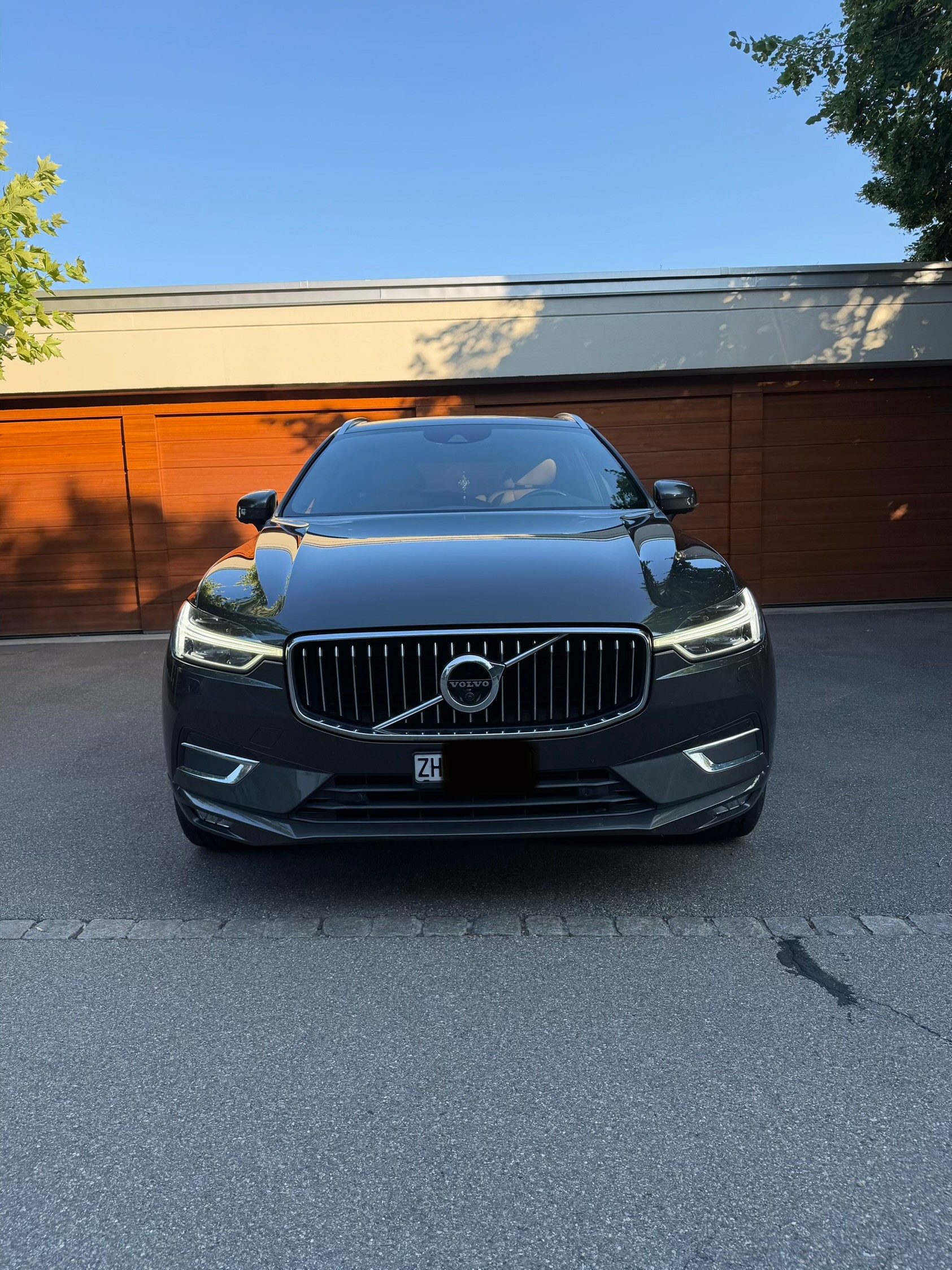 VOLVO 2.0 D4 Inscription AWD-image-0
