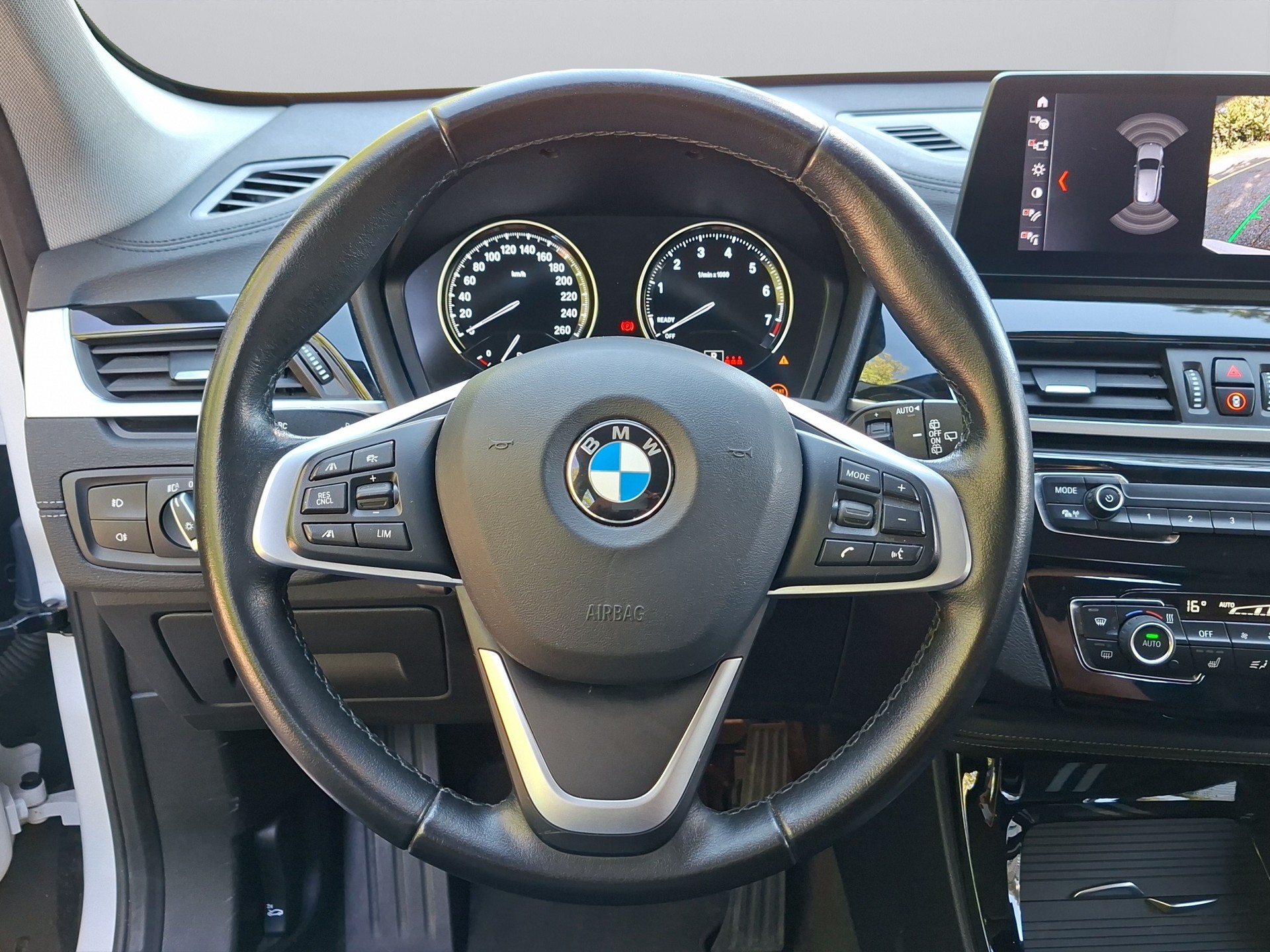 BMW X1 xDrive 25e Fleet Edition Steptronic-image-10