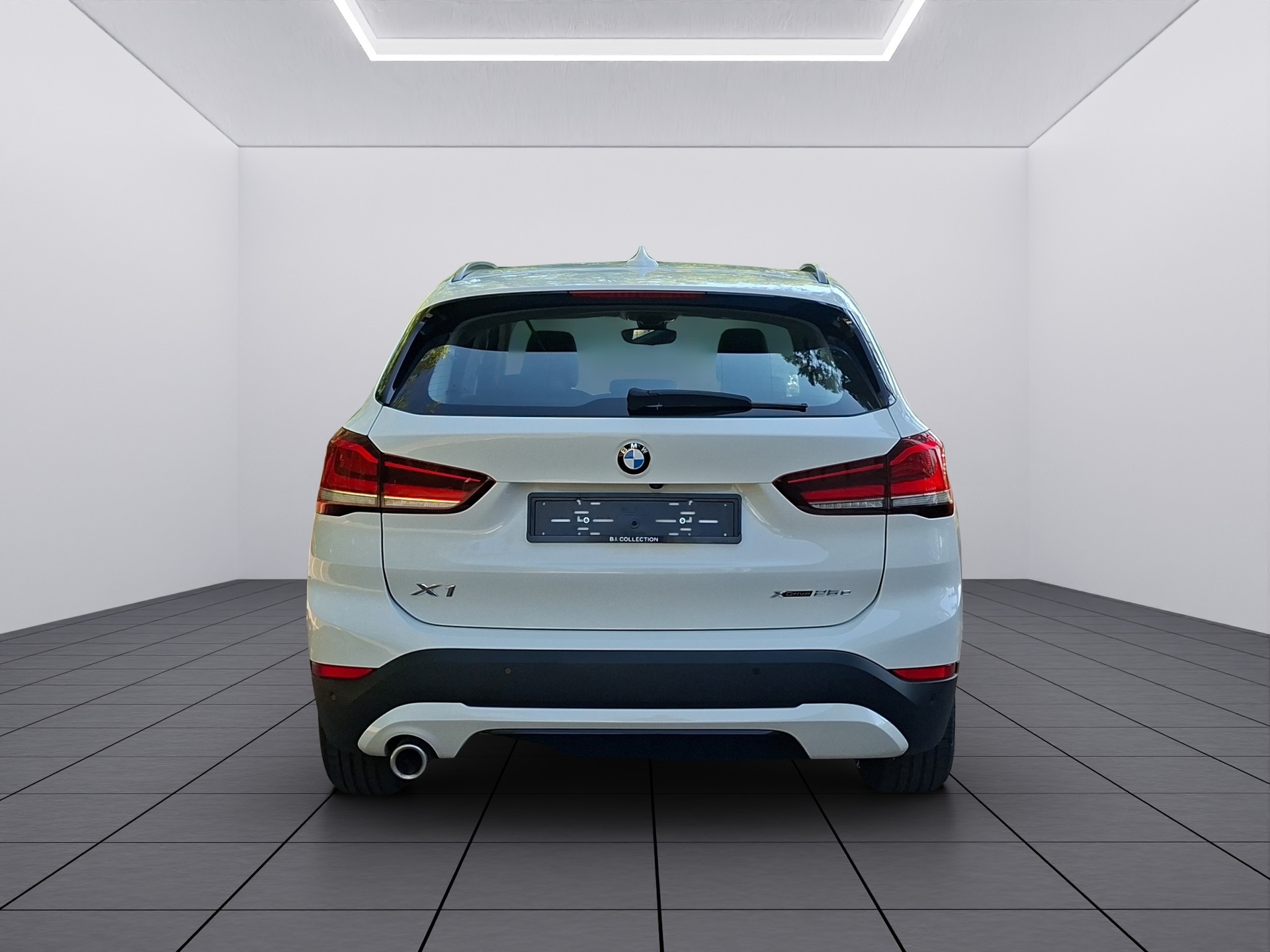 BMW X1 xDrive 25e Fleet Edition Steptronic-image-5