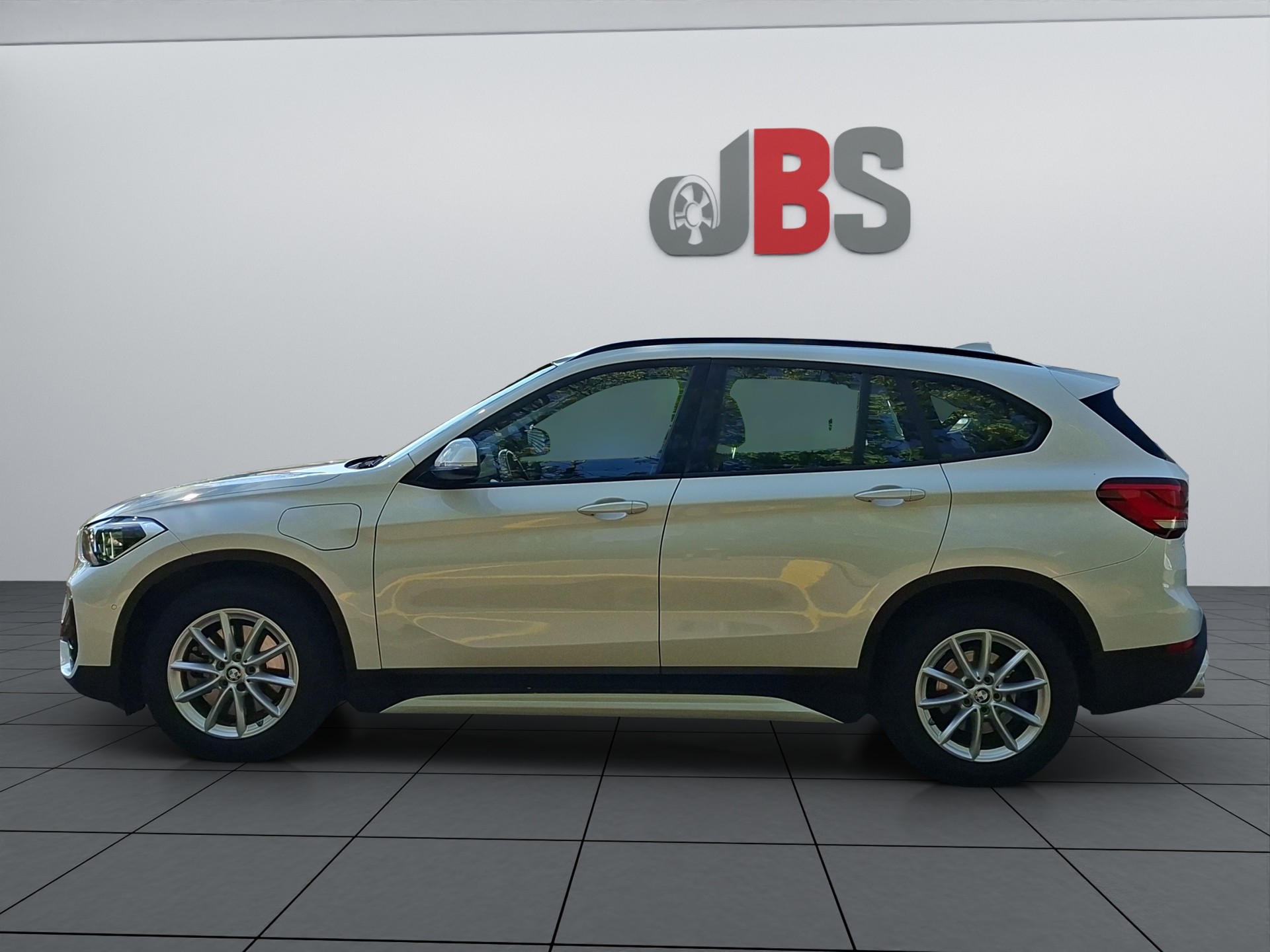 BMW X1 xDrive 25e Fleet Edition Steptronic-image-7