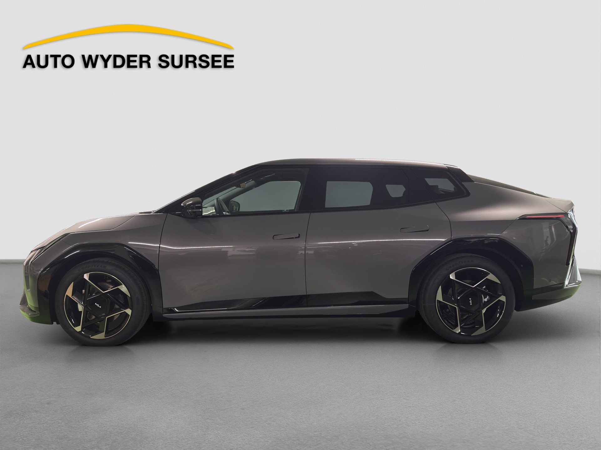 KIA EV4 Fastback 81 kWh GT-Line-image-2