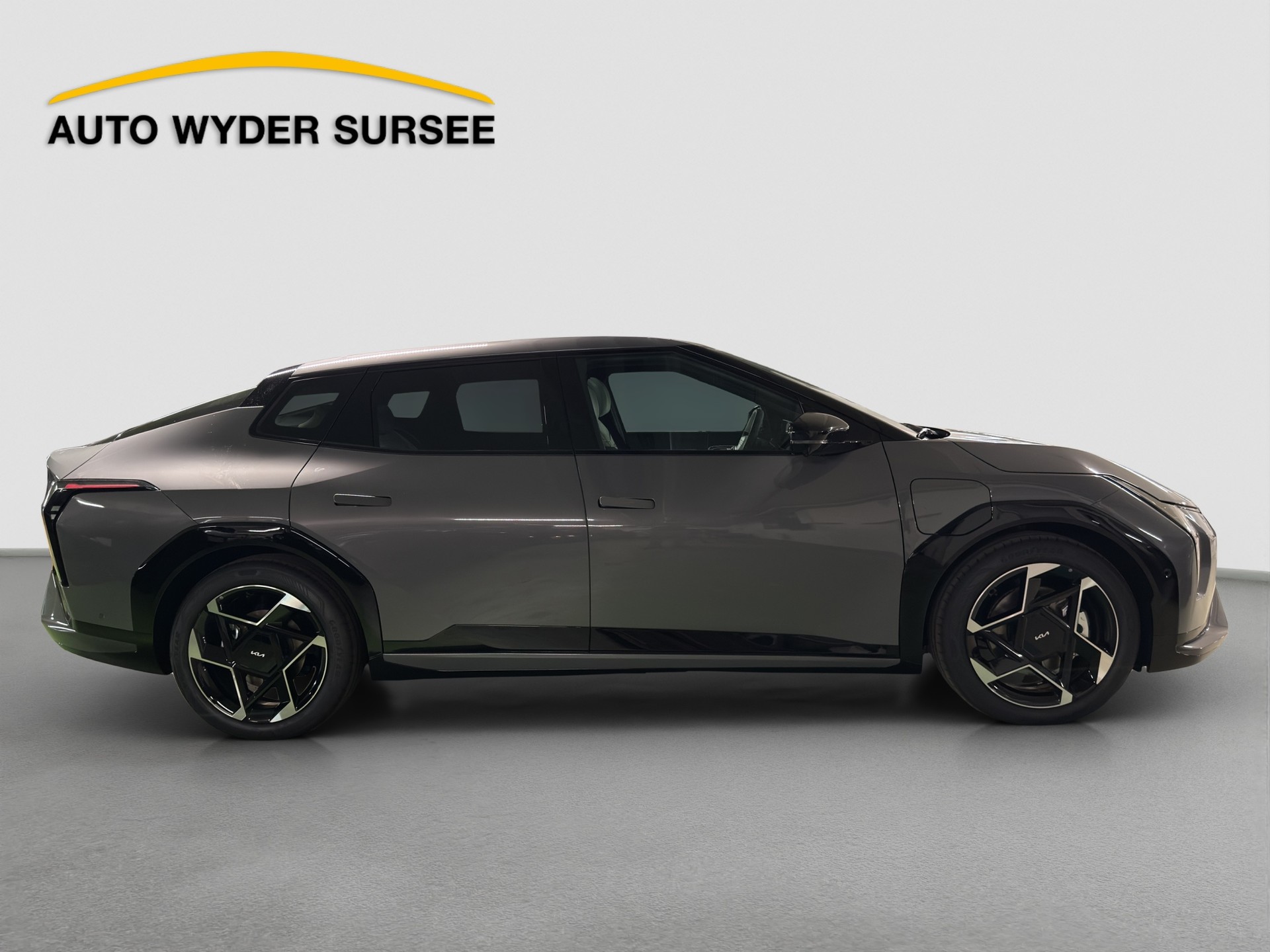 KIA EV4 Fastback 81 kWh GT-Line-image-6