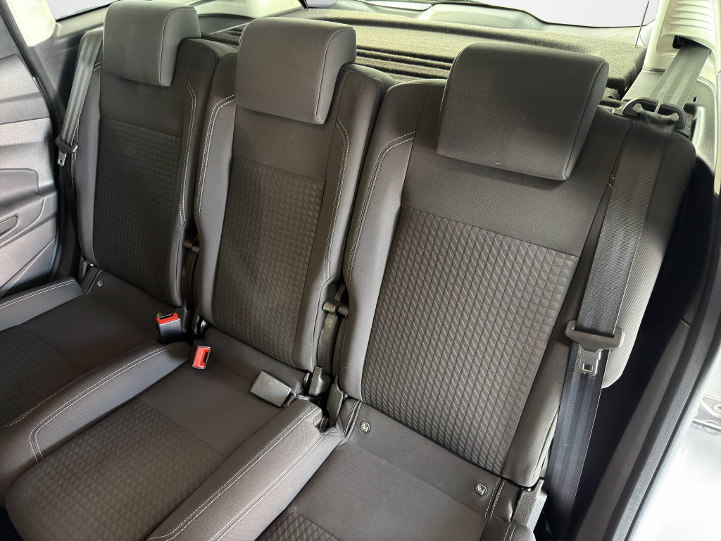 FORD C-Max 2.0 TDCi 150 Trend S/S-image-14