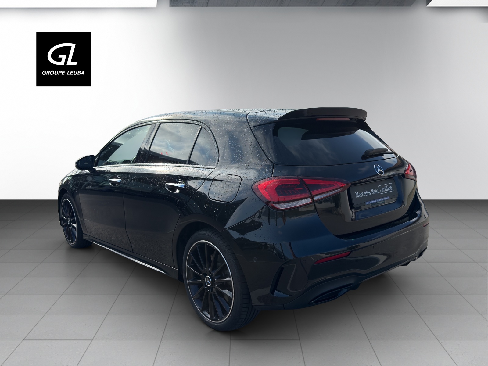 MERCEDES-BENZ A 250e AMG Line-image-1