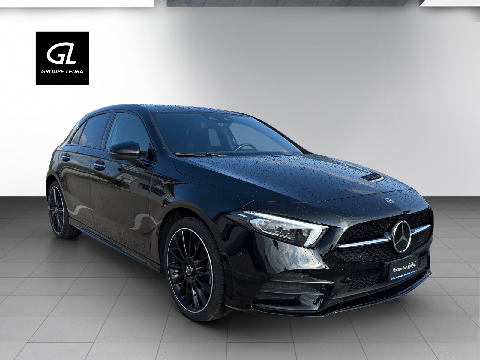 MERCEDES-BENZ A 250e AMG Line-image-0