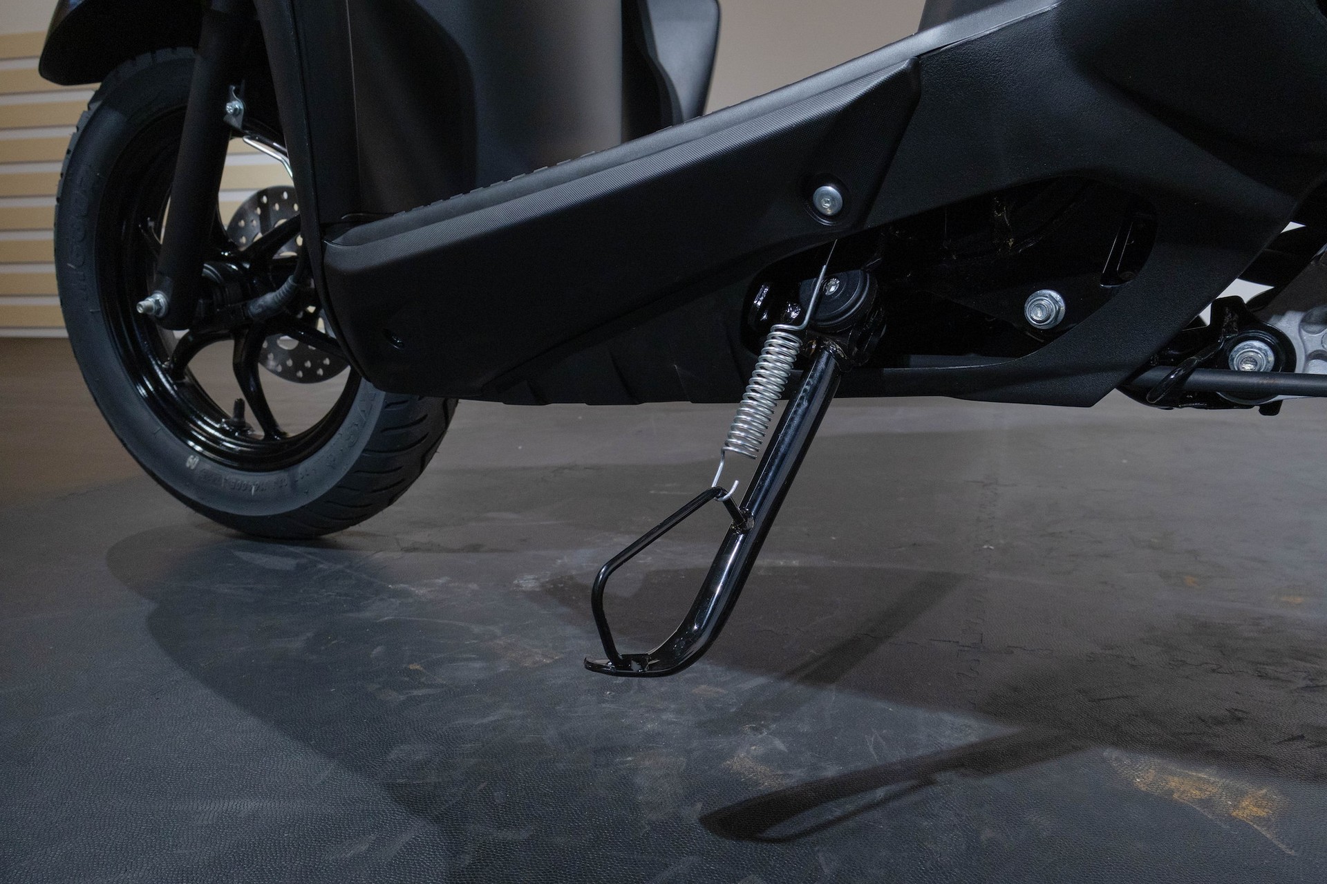 YAMAHA RayZR-image-12