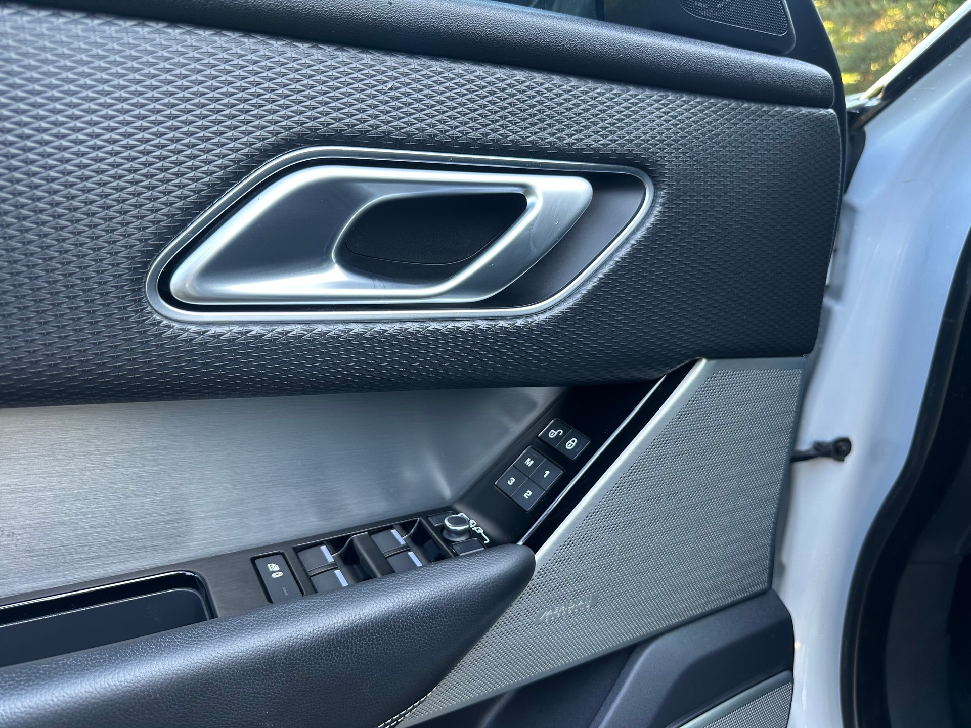 LAND ROVER Range Rover Velar R-Dynamic P 250 HSE Automatic-image-12