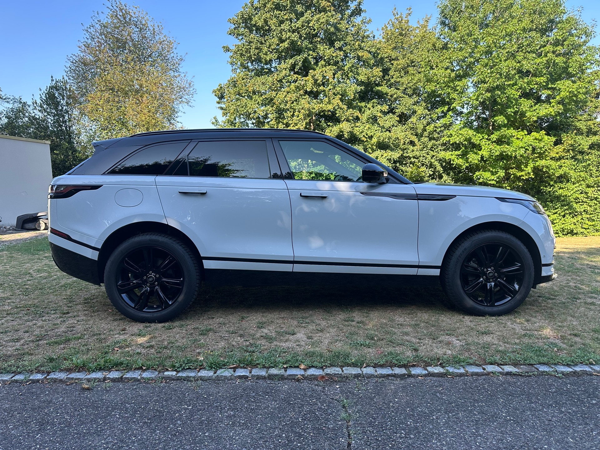 LAND ROVER Range Rover Velar R-Dynamic P 250 HSE Automatic-image-3