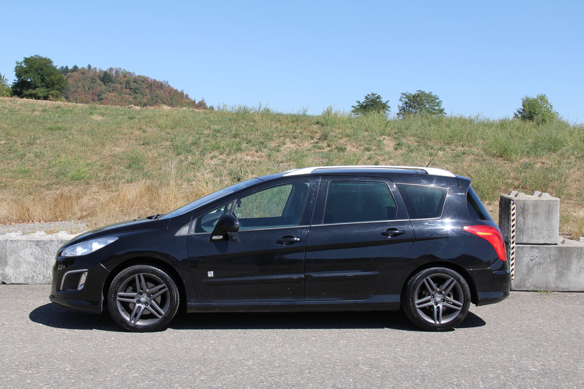 PEUGEOT 308-image-0