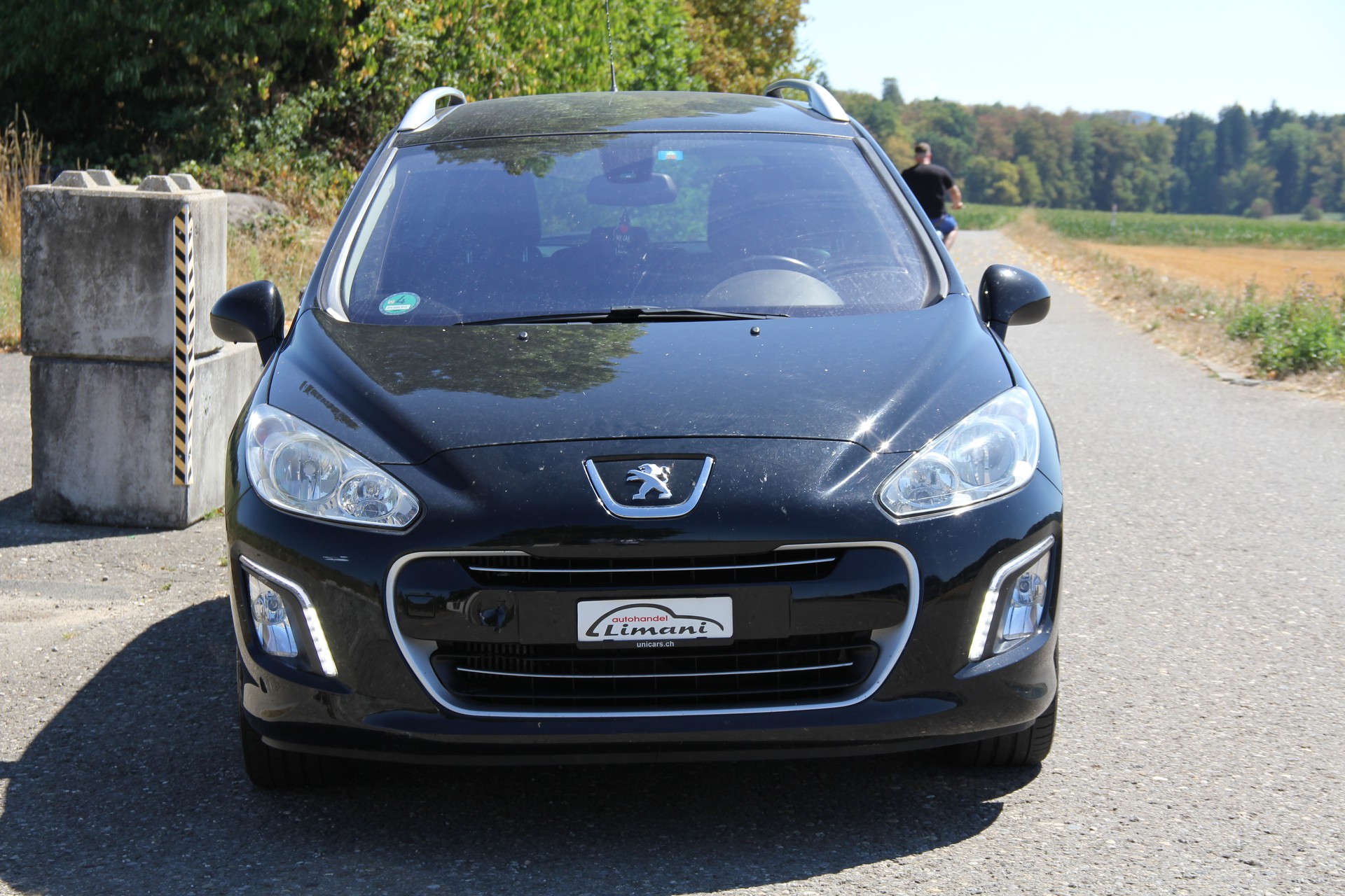 PEUGEOT 308-image-2