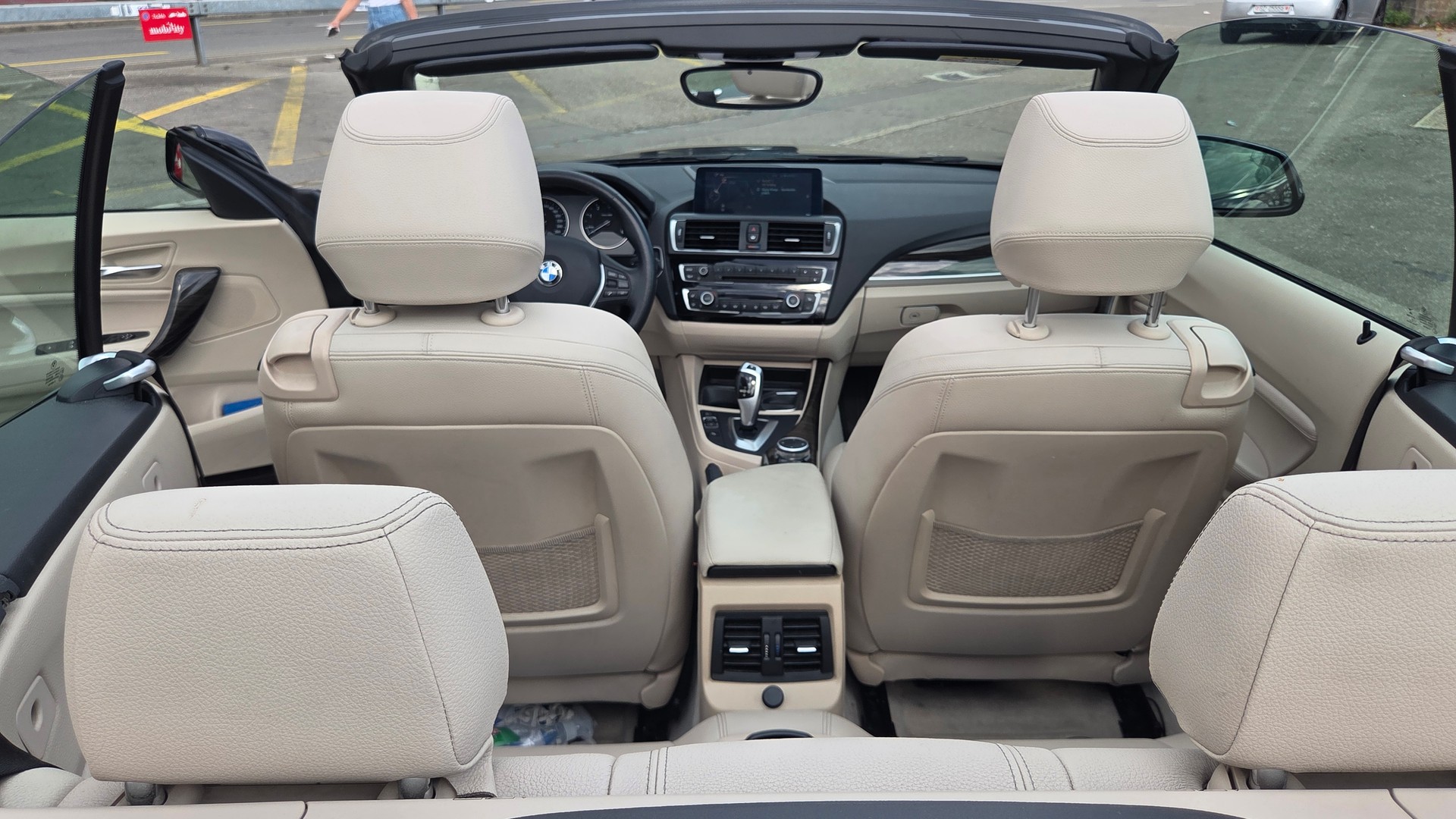 BMW 220d Luxury Line-image-3