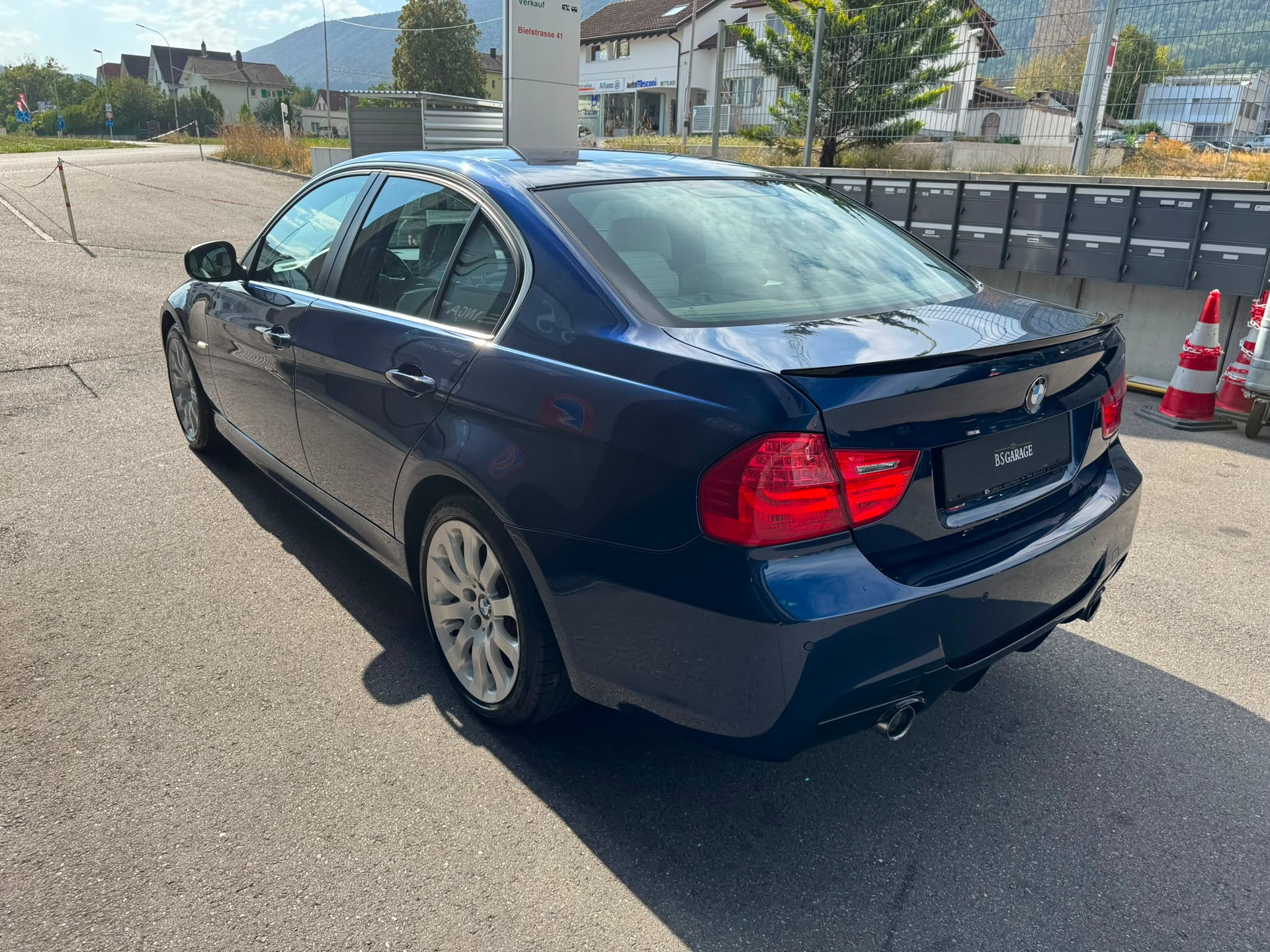BMW 335i x-Drive Steptronic-image-5