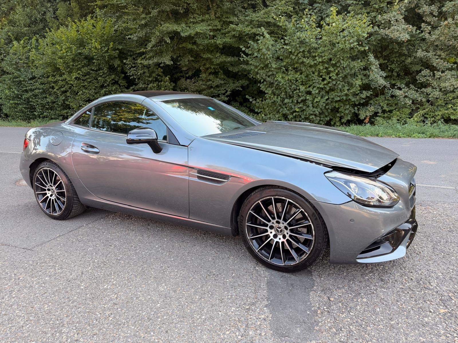 MERCEDES-BENZ SLC 200 9G-Tronic-image-0