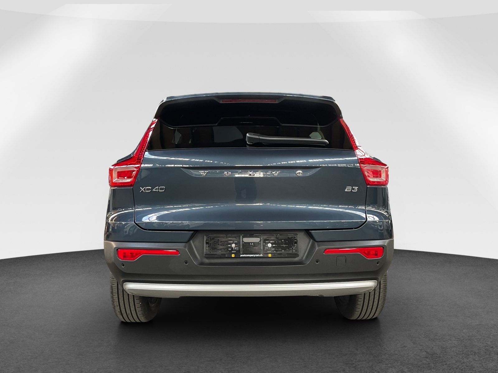 VOLVO XC40 2.0 B3 MH XCITE-image-4