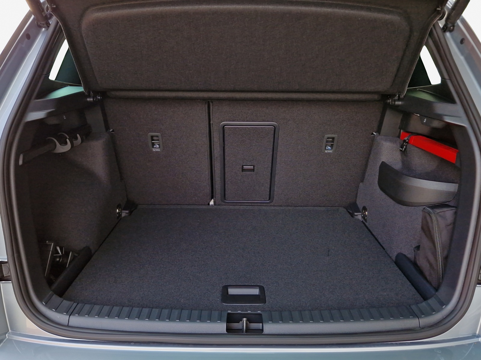 SKODA Karoq 2.0 TDI CR Sport Line 4x4 DSG-image-12