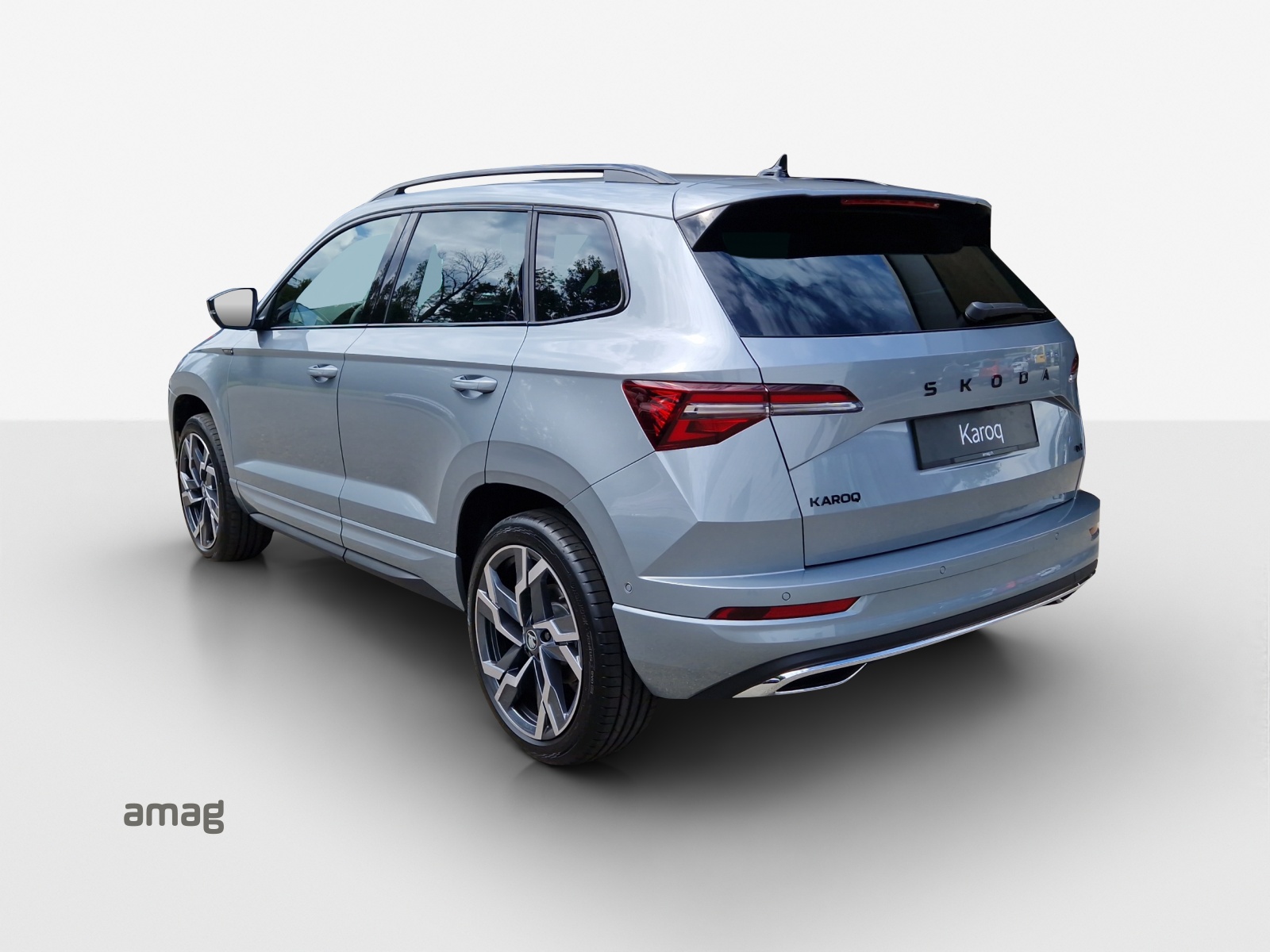 SKODA Karoq 2.0 TDI CR Sport Line 4x4 DSG-image-2
